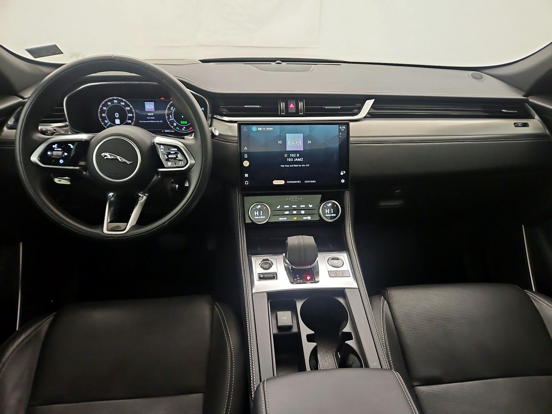 Thumbnail: 2024 Jaguar F-Pace - 9