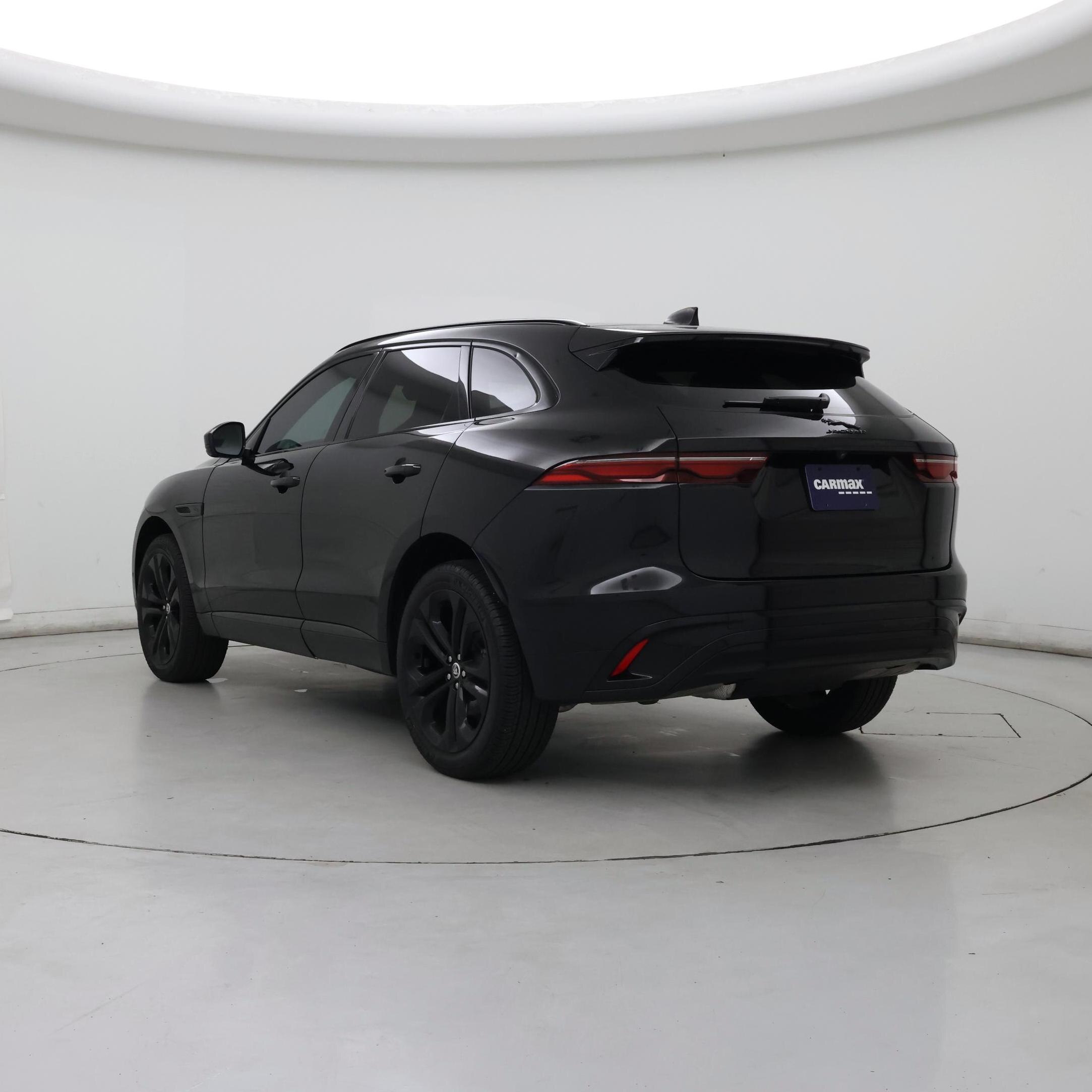 Thumbnail: 2024 Jaguar F-Pace - 2