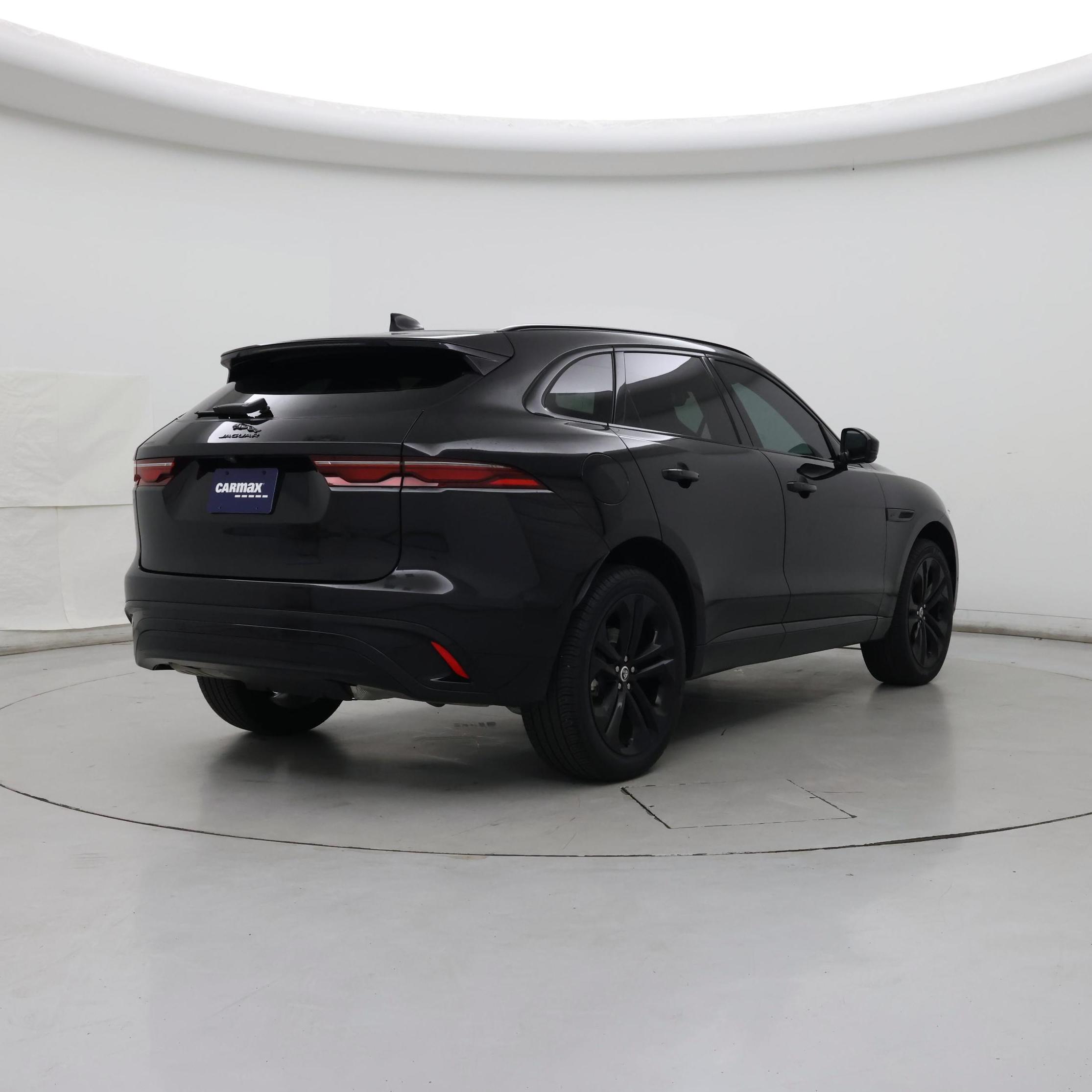 Thumbnail: 2024 Jaguar F-Pace - 8
