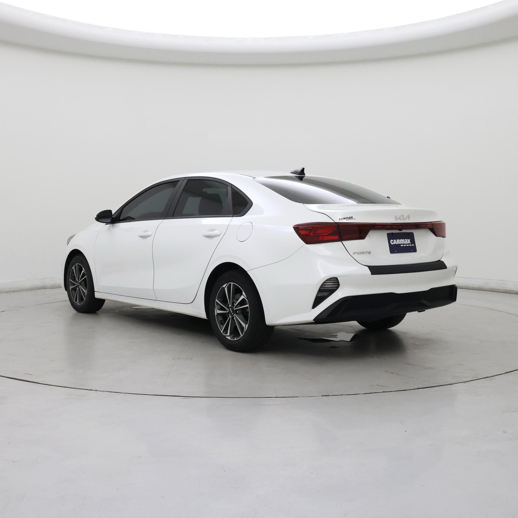 Thumbnail: 2024 Kia Forte - 2