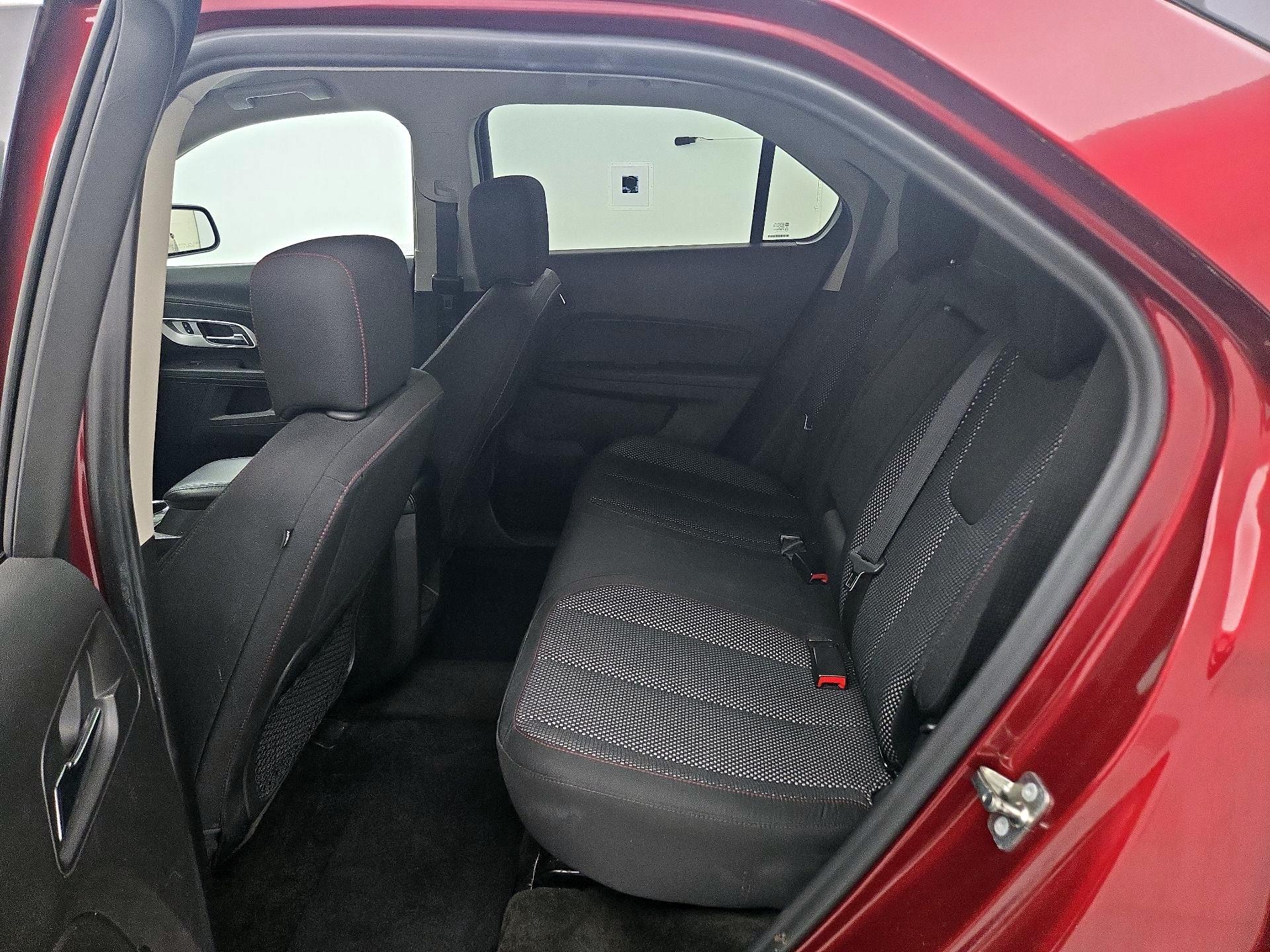 Thumbnail: 2017 Chevrolet Equinox - 18