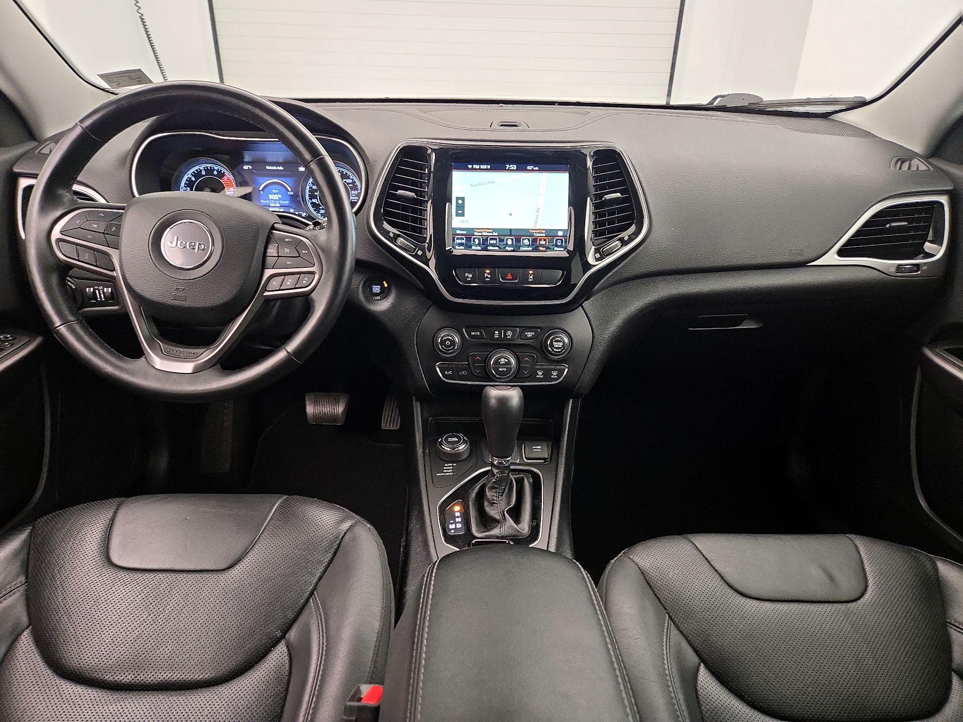 Thumbnail: 2019 Jeep Cherokee - 9