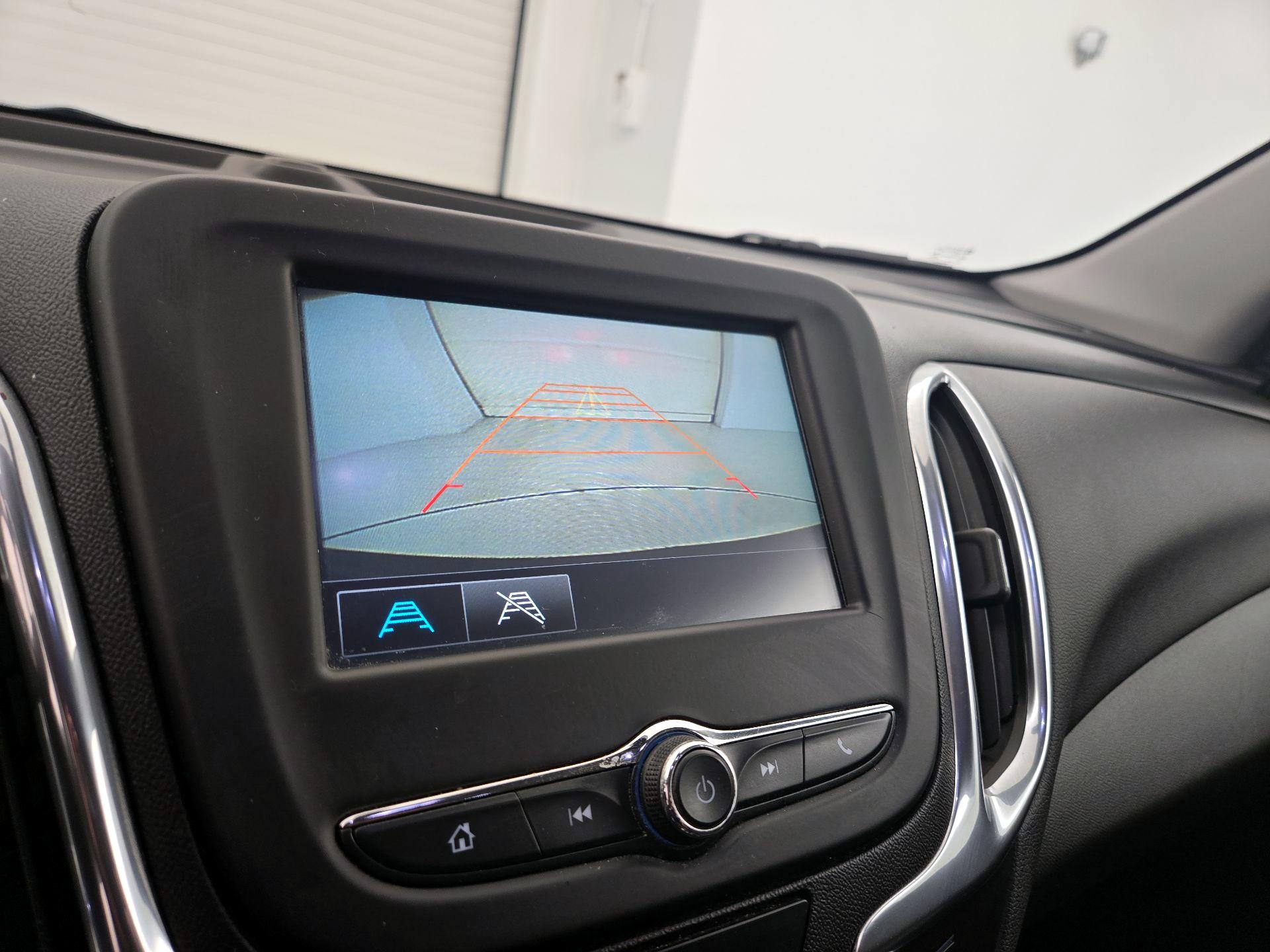 Thumbnail: 2018 Chevrolet Equinox - 14