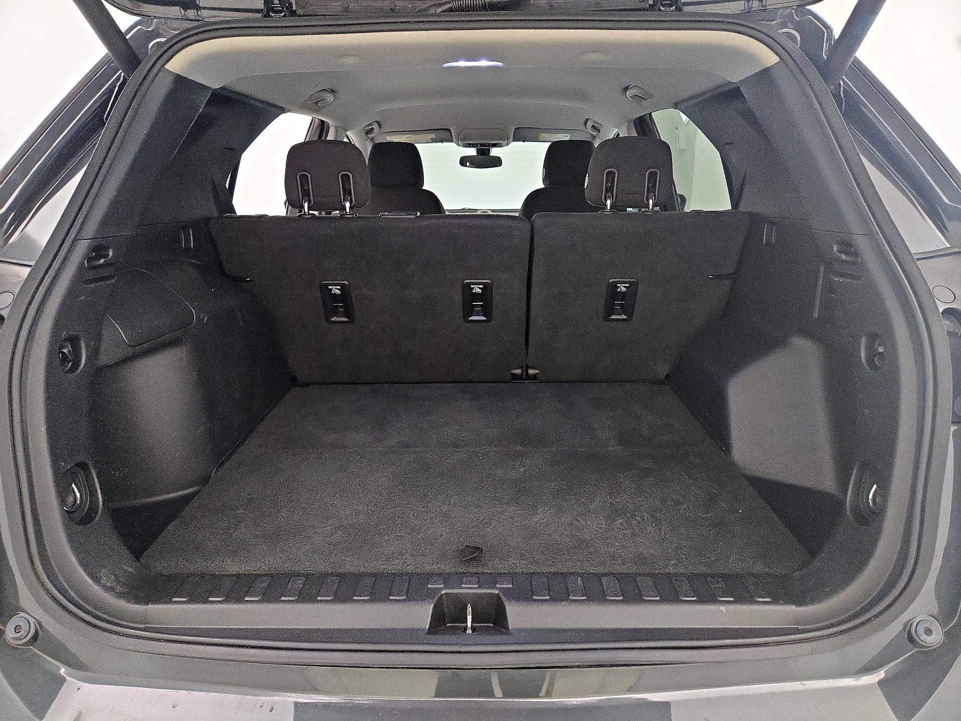 Thumbnail: 2018 Chevrolet Equinox - 20