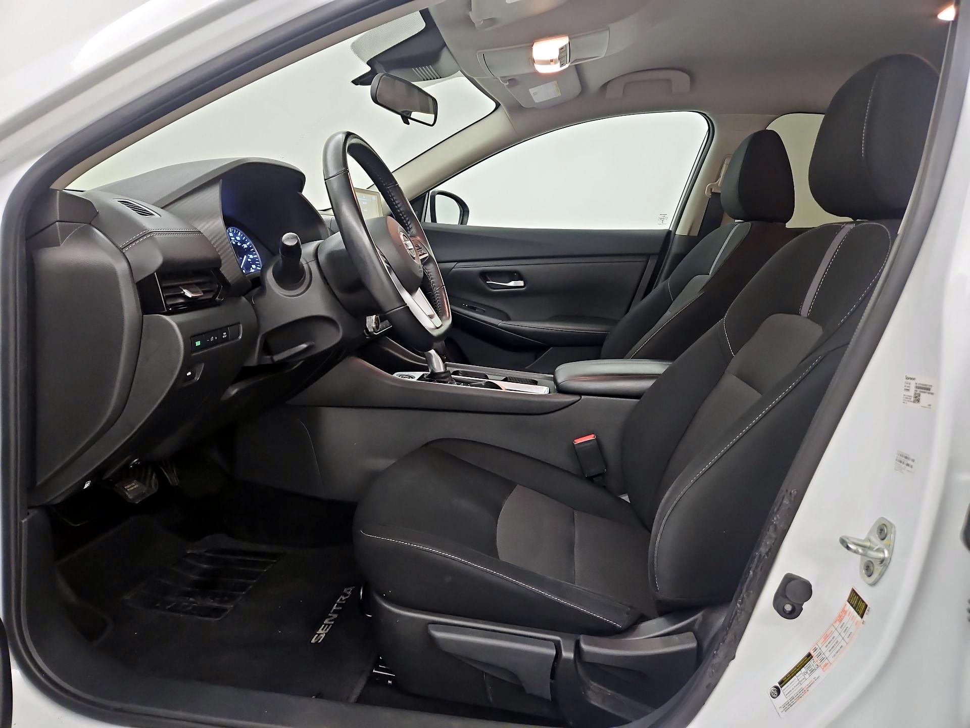 Thumbnail: 2022 Nissan Sentra - 11