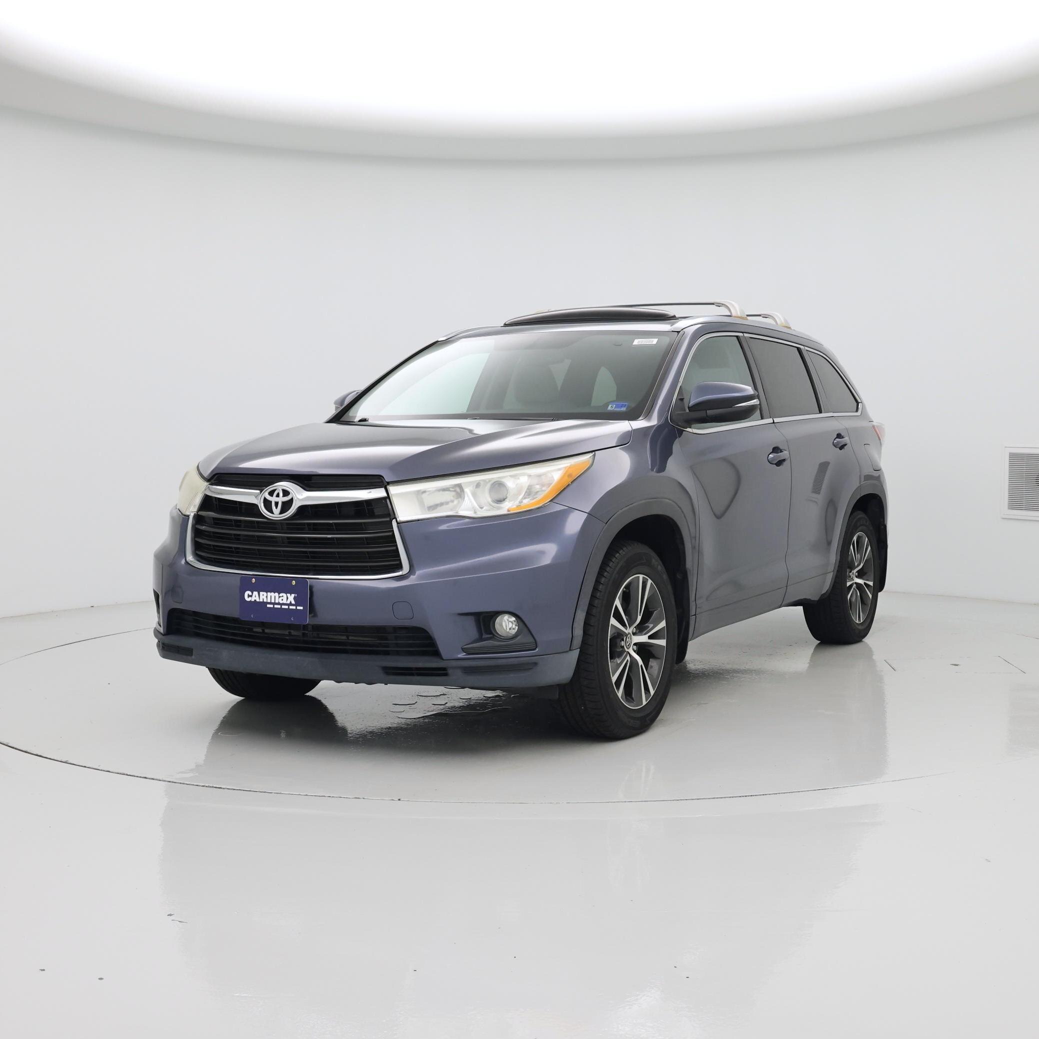Thumbnail: 2016 Toyota Highlander - 4