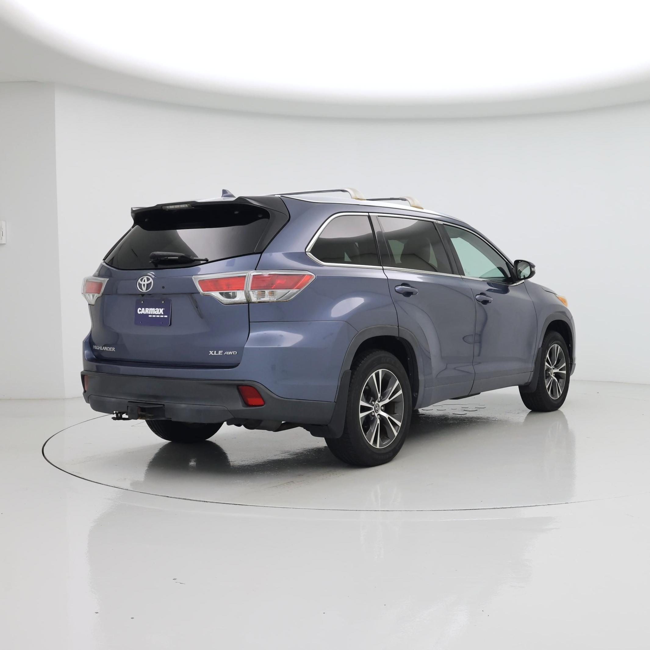 Thumbnail: 2016 Toyota Highlander - 8
