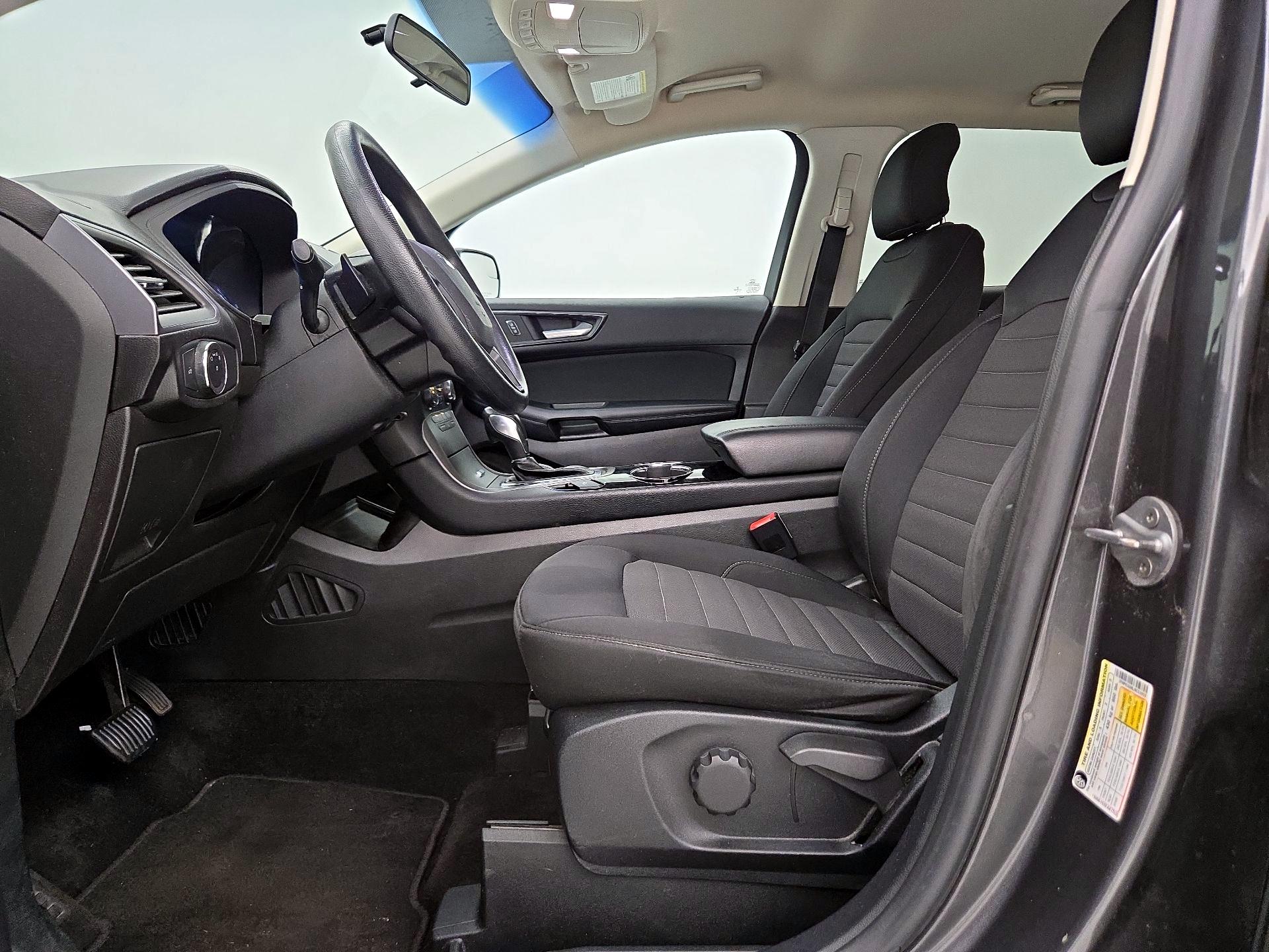 Thumbnail: 2018 Ford Edge - 11