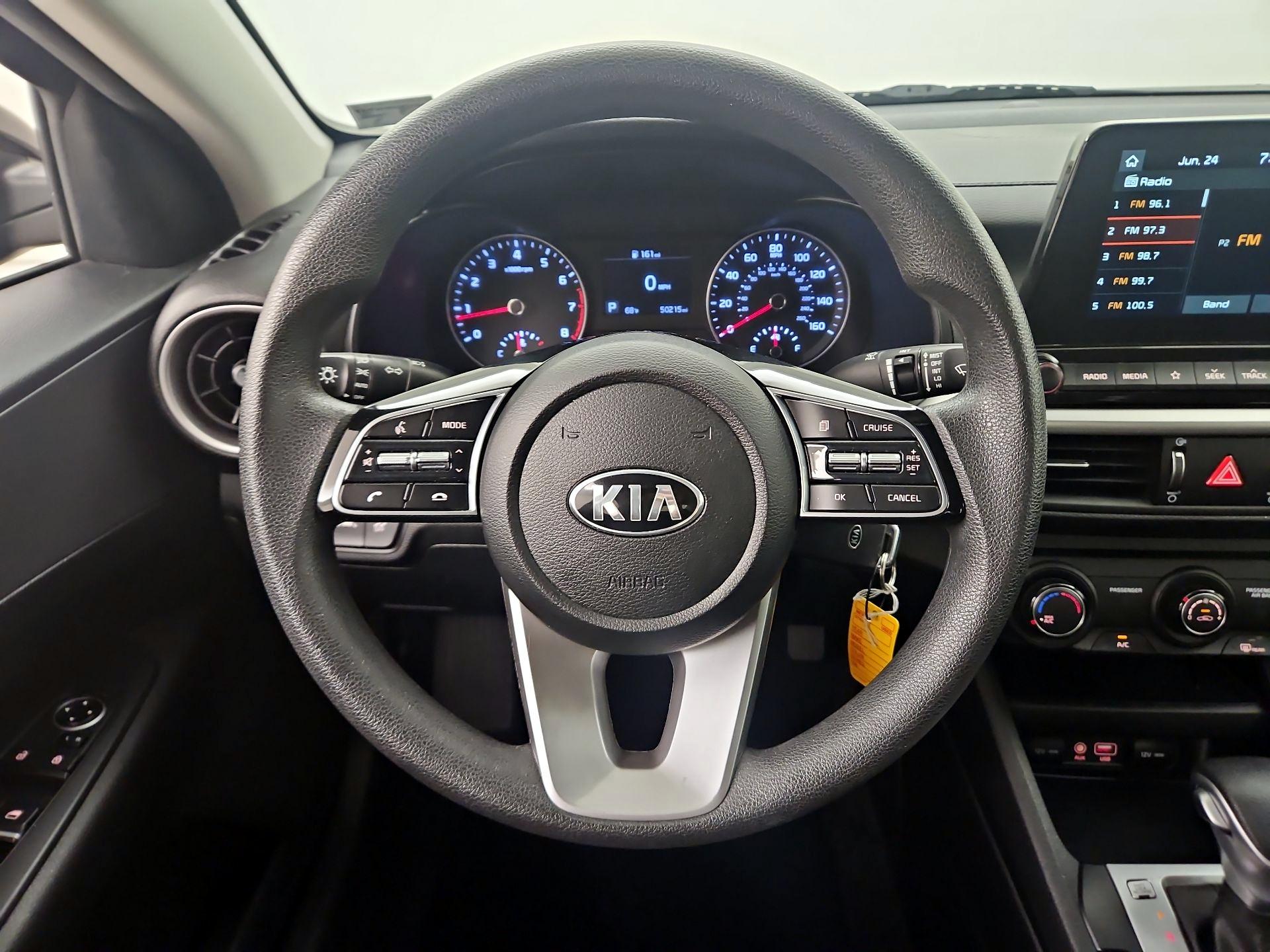 Thumbnail: 2021 Kia Forte - 10