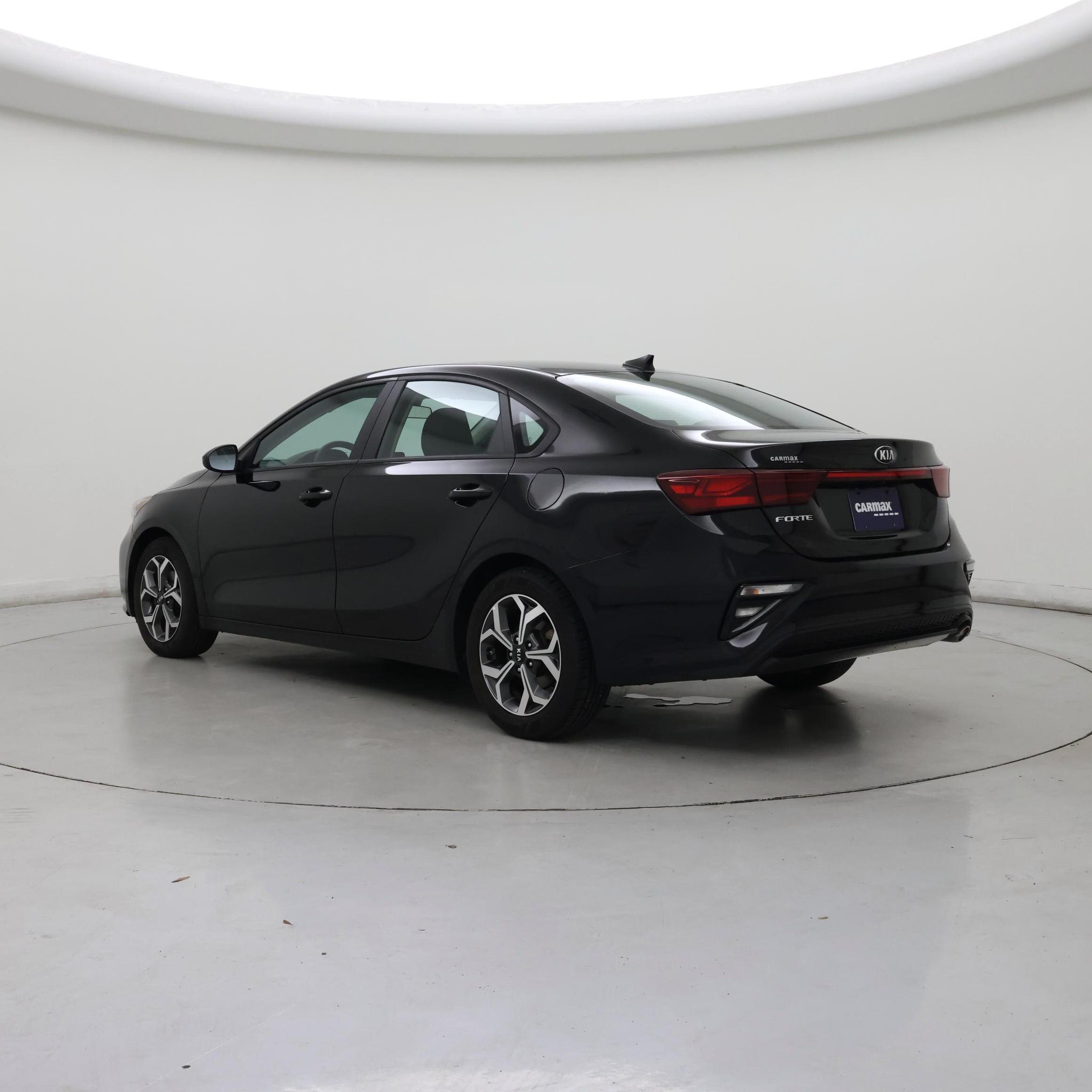Thumbnail: 2021 Kia Forte - 2