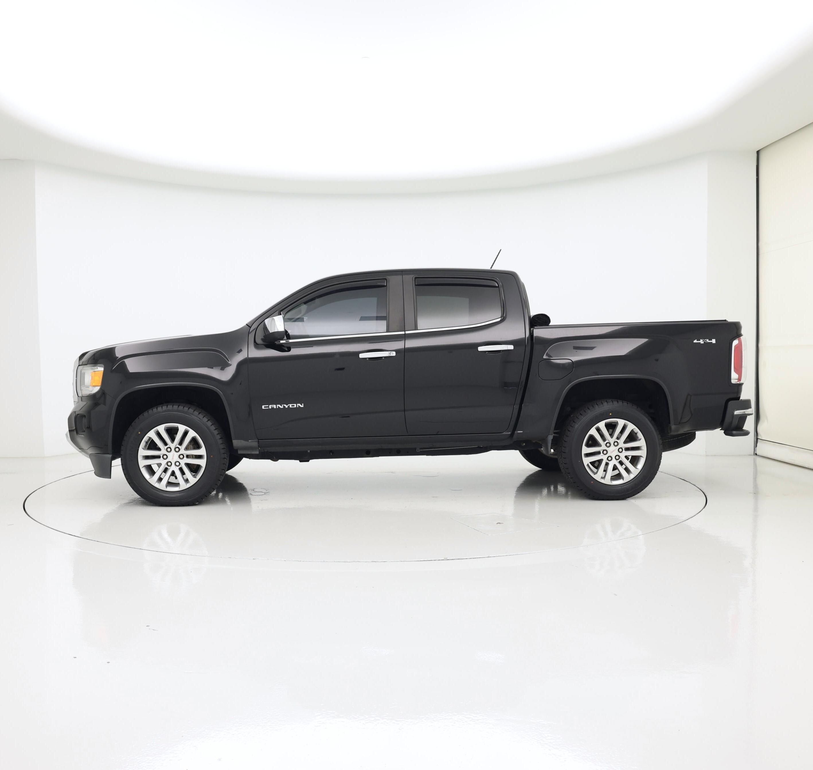 Thumbnail: 2019 GMC Canyon - 3