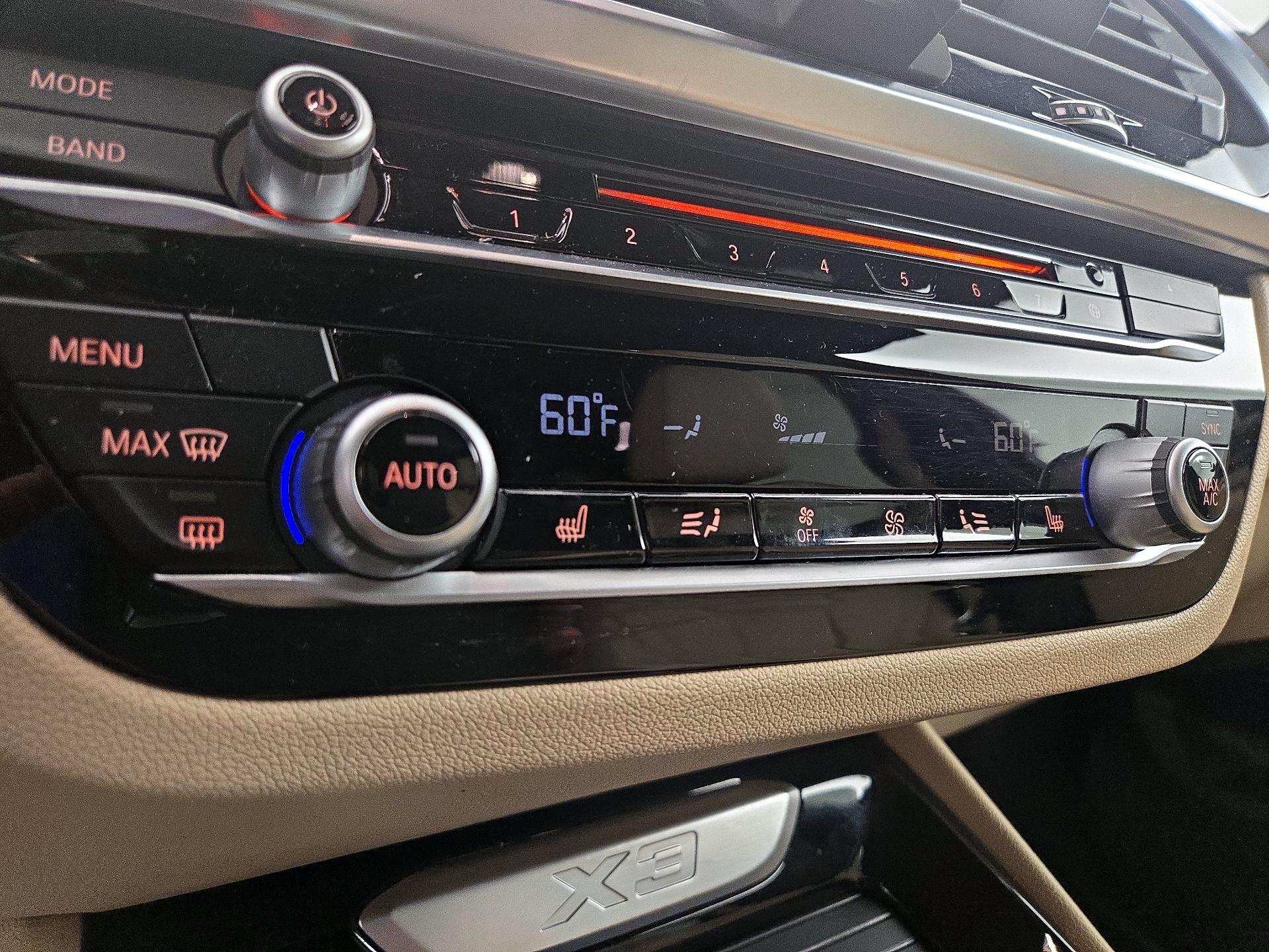 Thumbnail: 2019 BMW X3 - 17