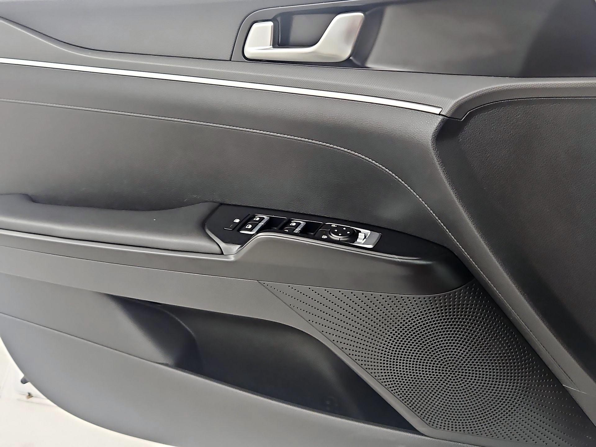Thumbnail: 2021 Kia K5 - 12