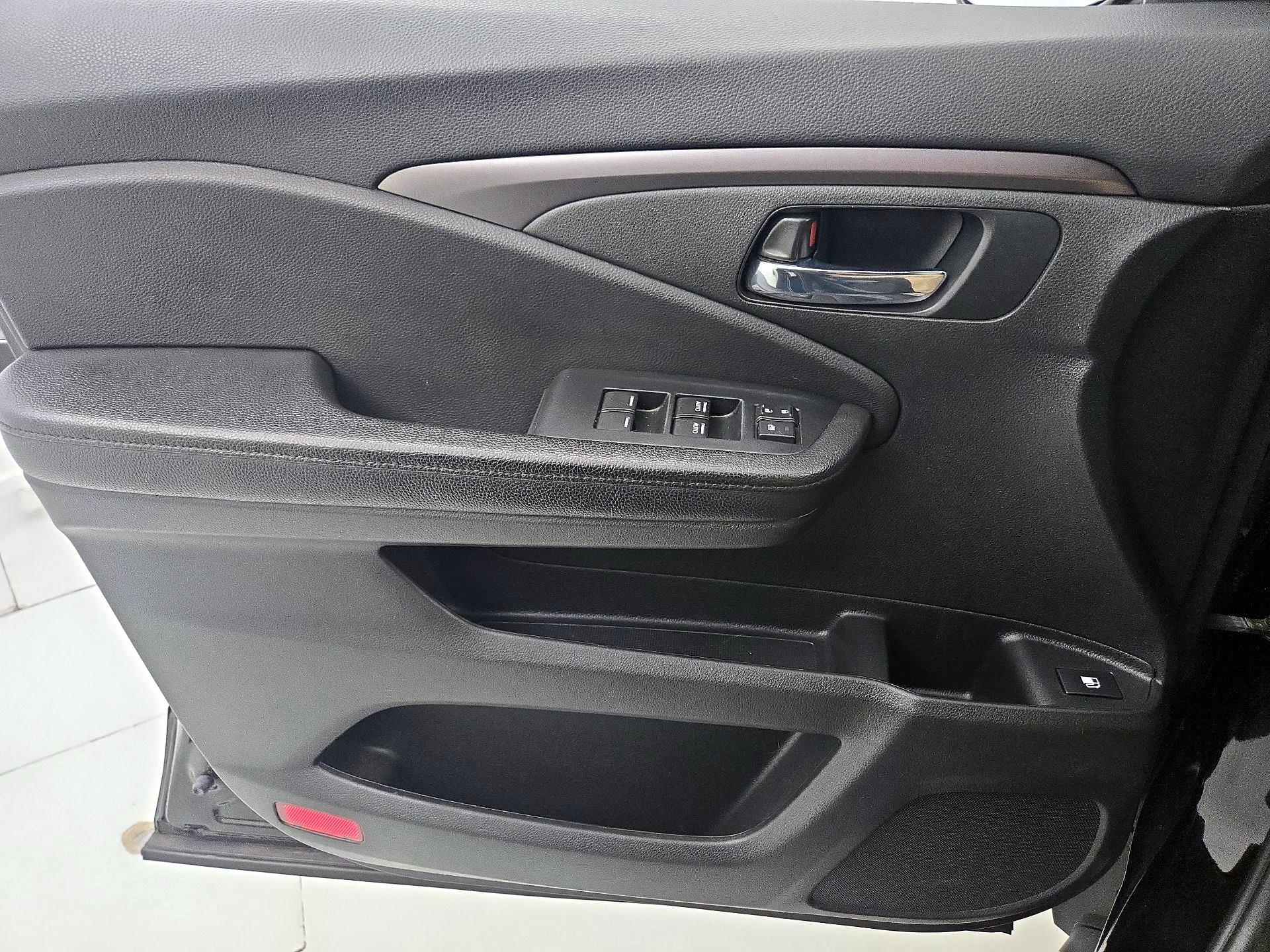 Thumbnail: 2021 Honda Passport - 12