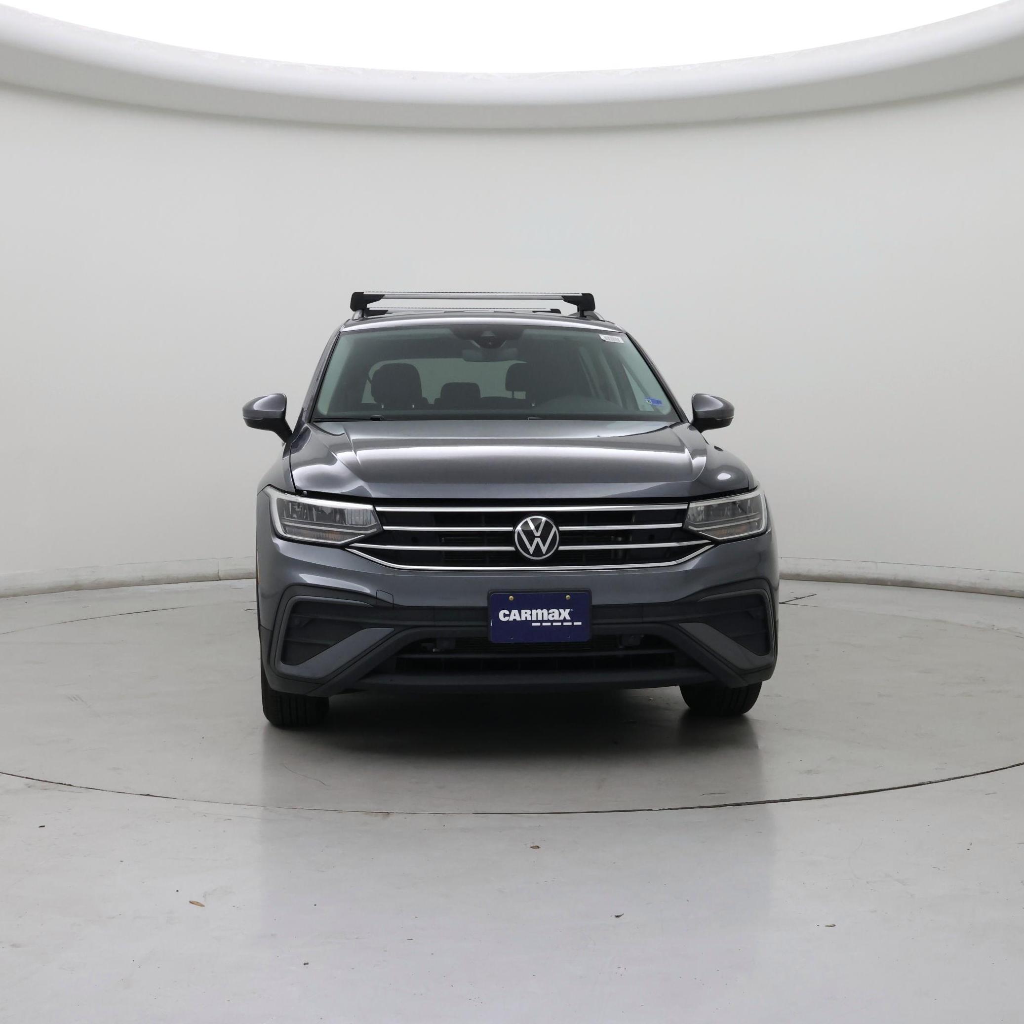 Thumbnail: 2023 Volkswagen Tiguan - 5