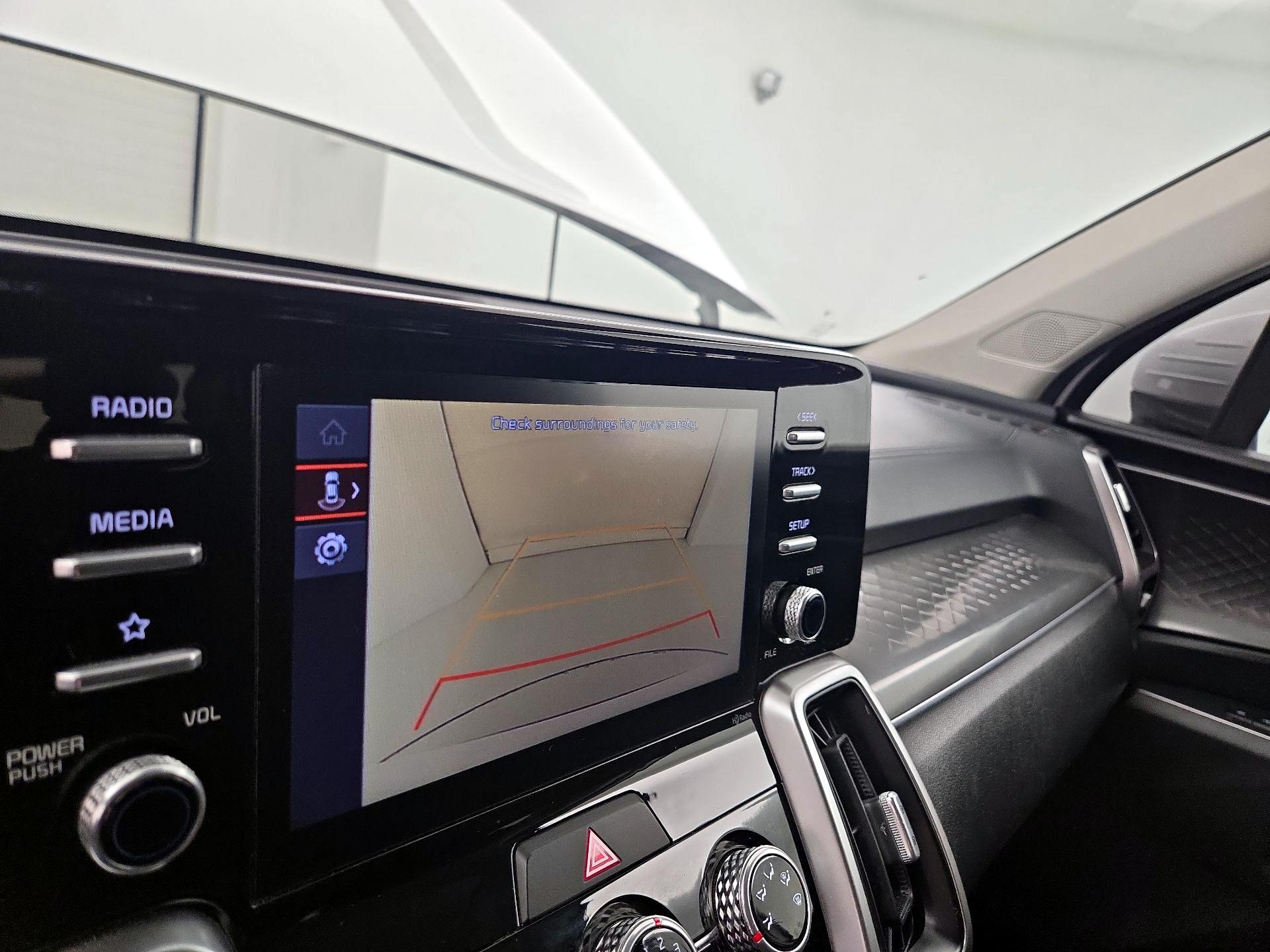 Thumbnail: 2022 Kia Sorento - 14