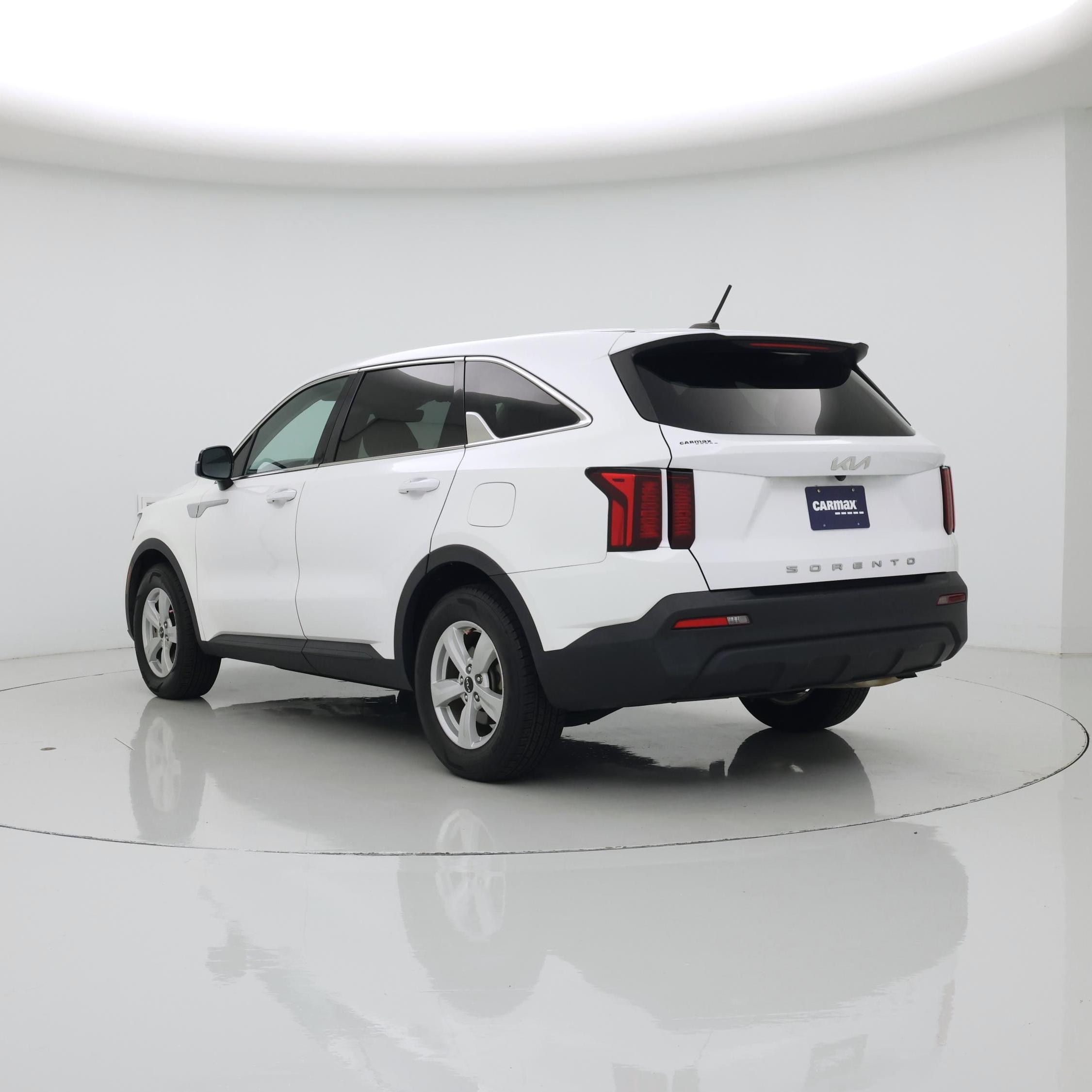 Thumbnail: 2022 Kia Sorento - 2