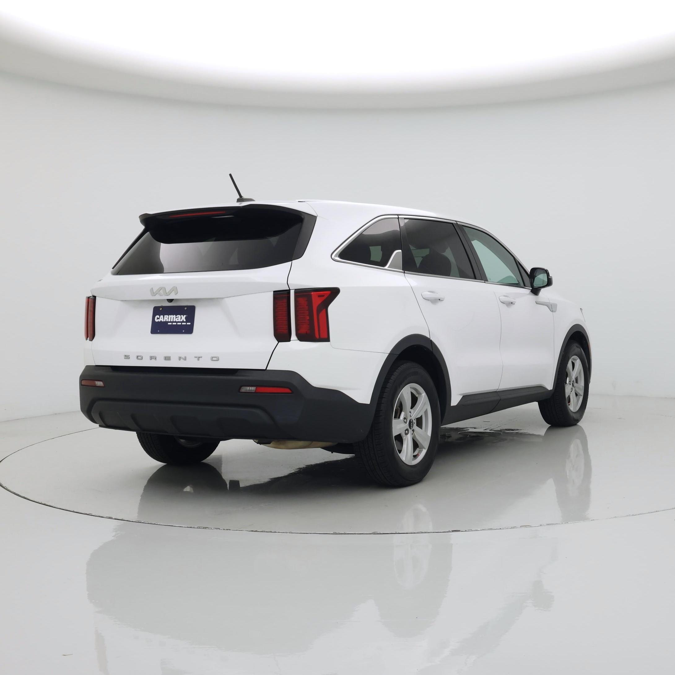 Thumbnail: 2022 Kia Sorento - 8