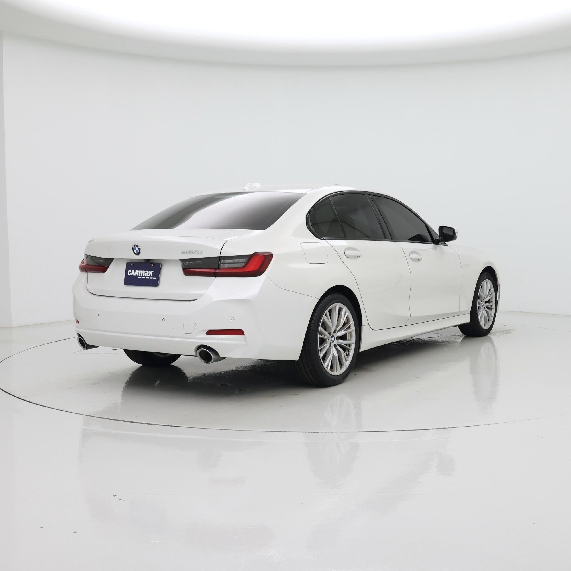 Thumbnail: 2023 BMW 3 Series - 8