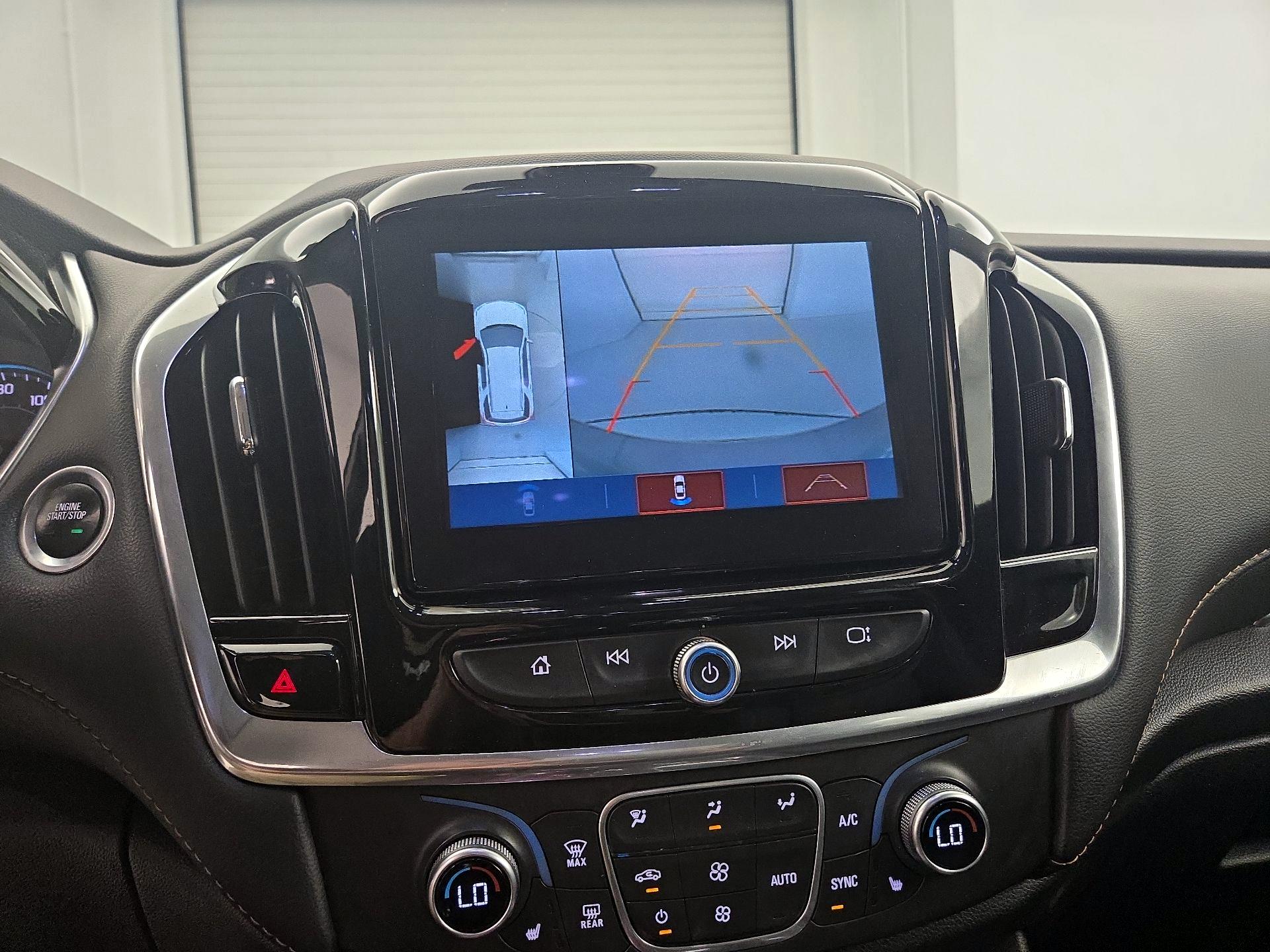 Thumbnail: 2019 Chevrolet Traverse - 15