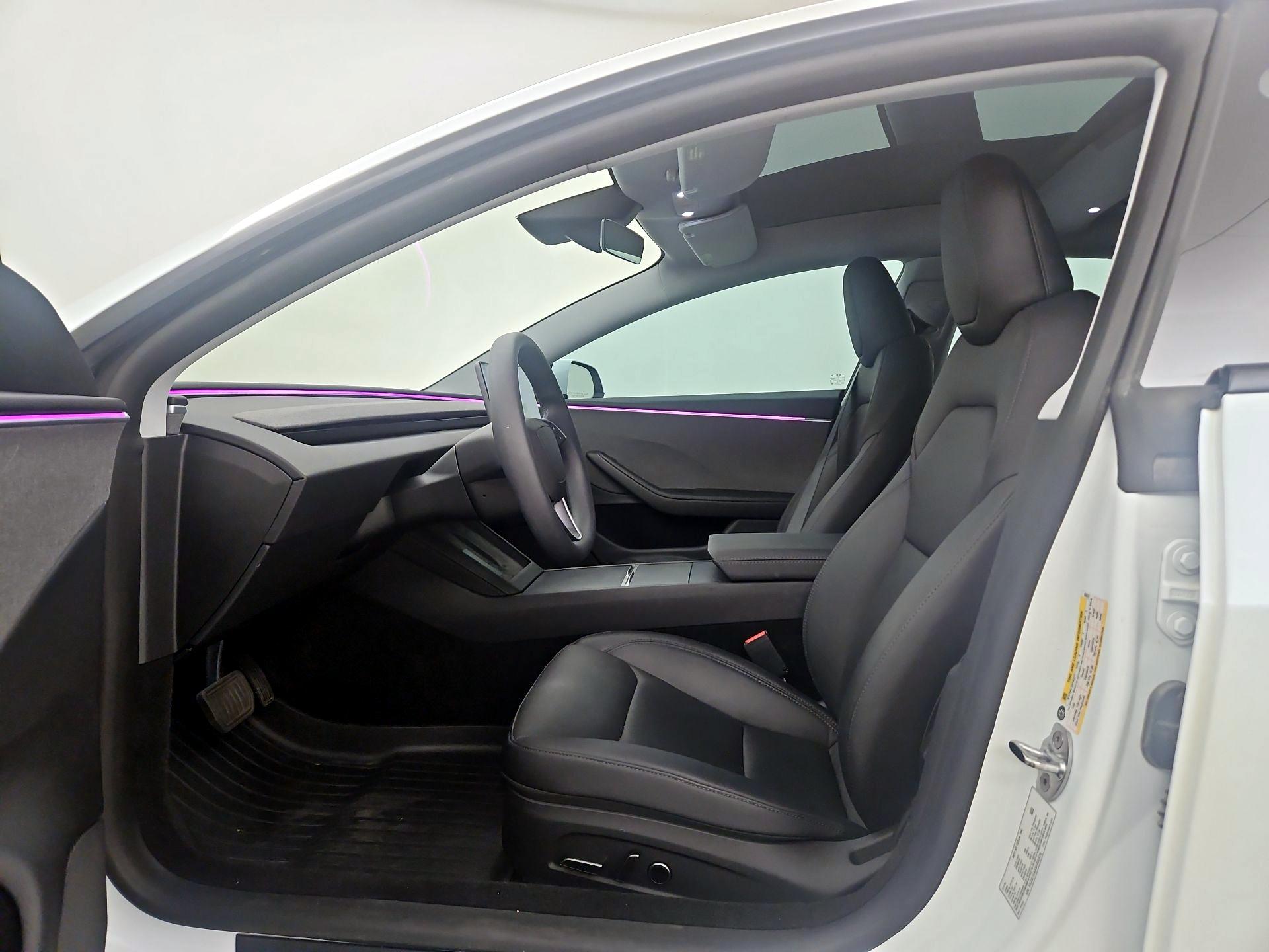 Thumbnail: 2025 Tesla Model 3 - 11
