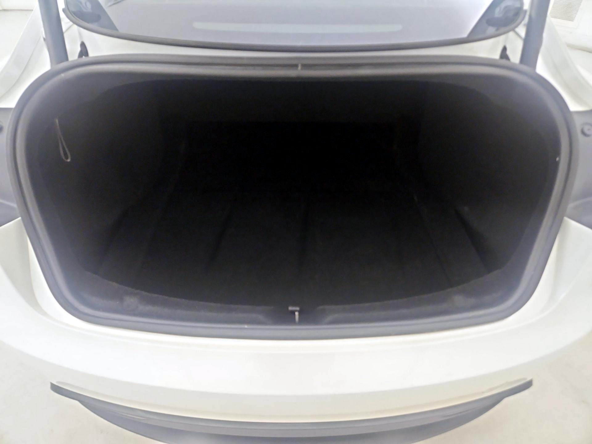Thumbnail: 2025 Tesla Model 3 - 20