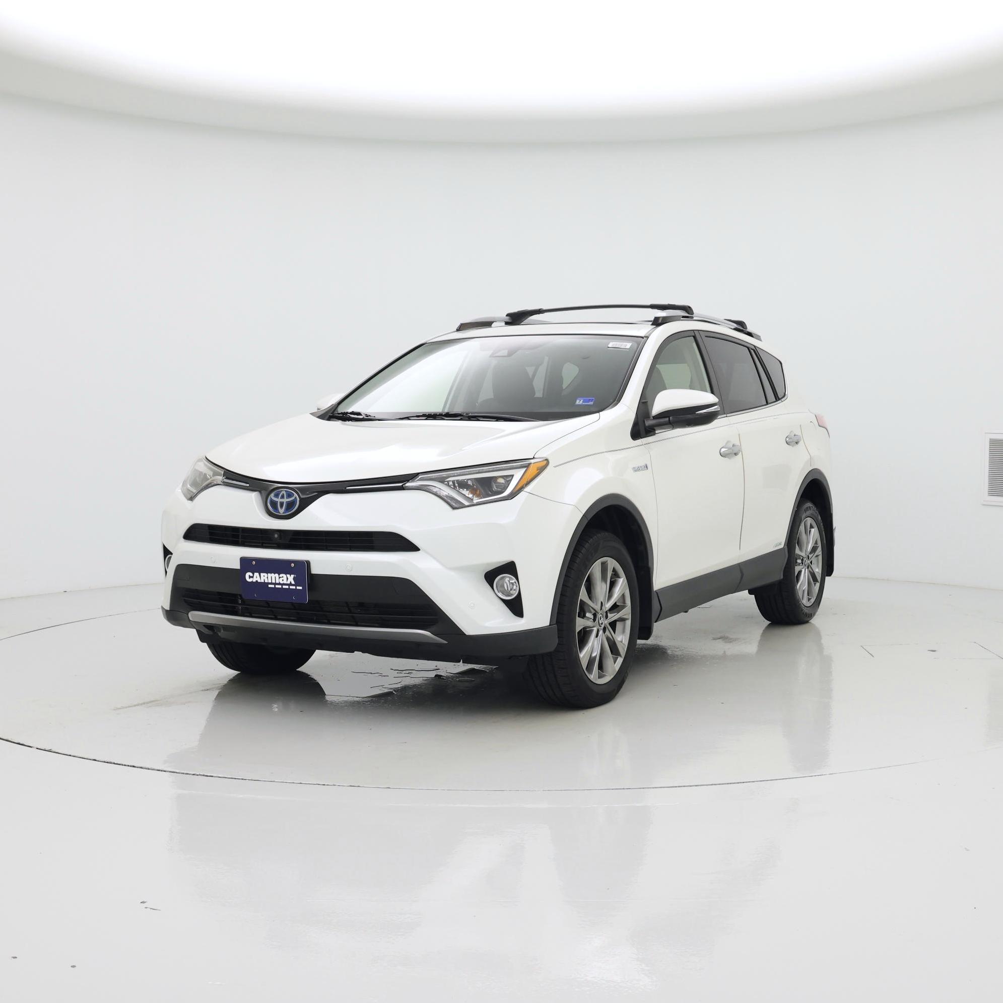 Thumbnail: 2018 Toyota RAV4 - 4