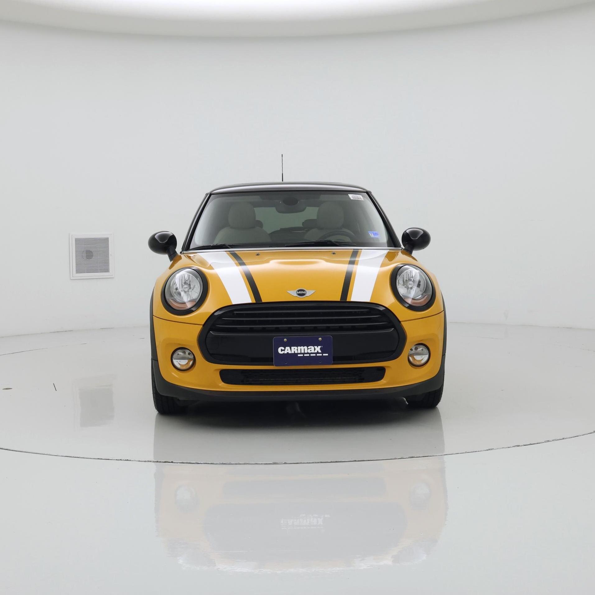 Thumbnail: 2017 MINI Cooper Hardtop - 5