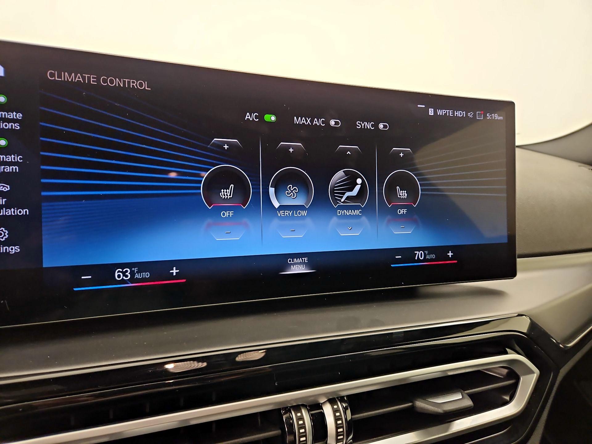Thumbnail: 2024 BMW 2 Series - 17