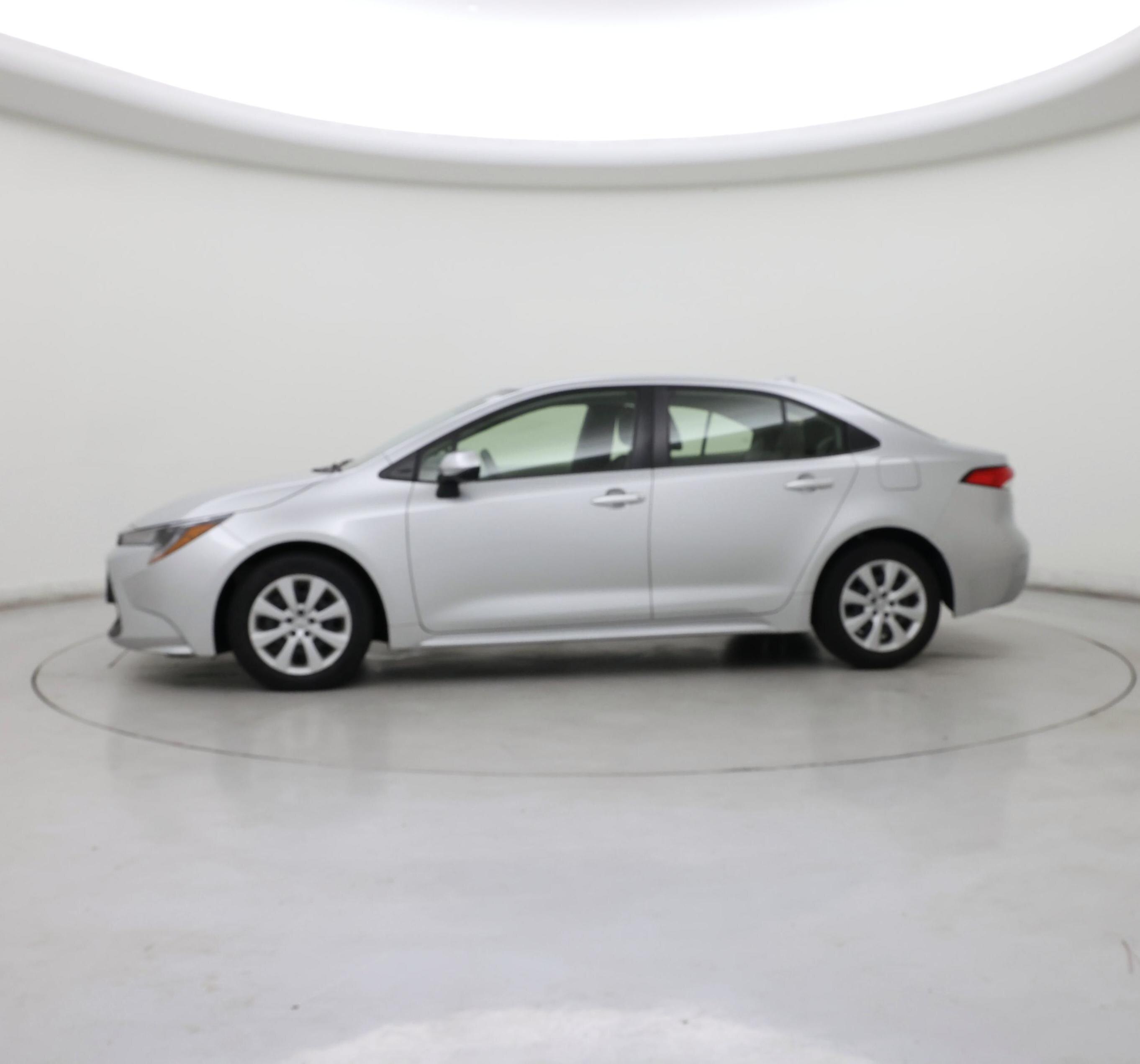 Thumbnail: 2022 Toyota Corolla - 3