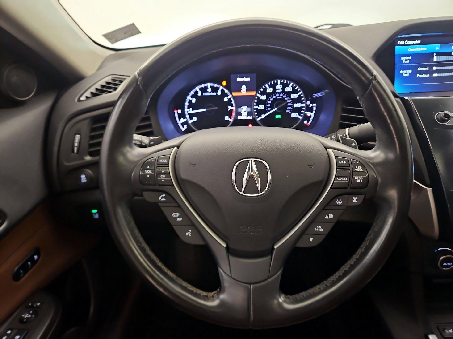 Thumbnail: 2020 Acura ILX - 10