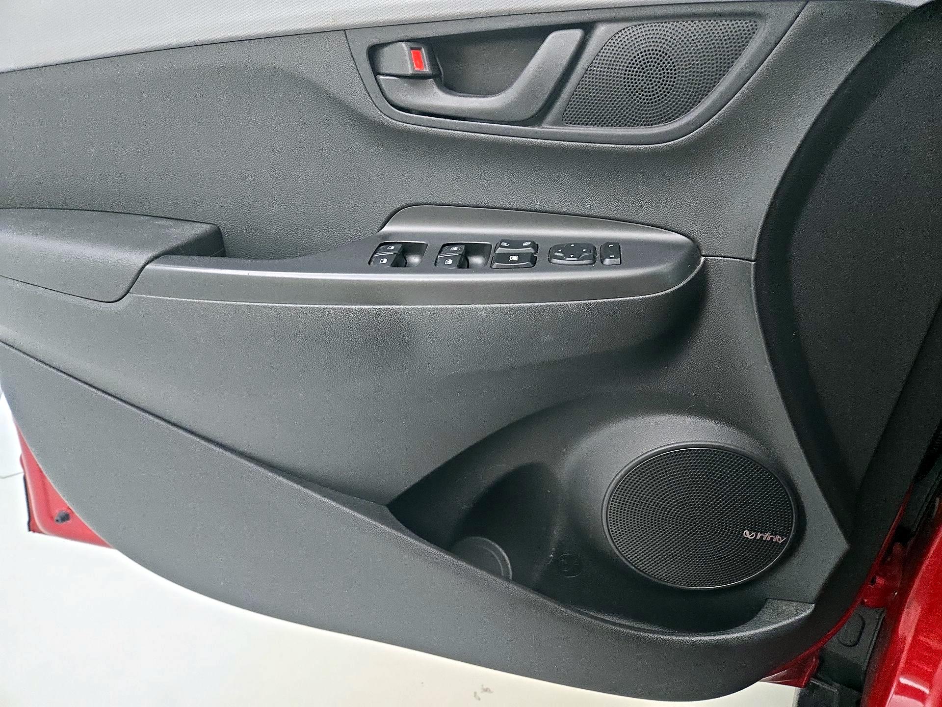 Thumbnail: 2019 Hyundai Kona - 12