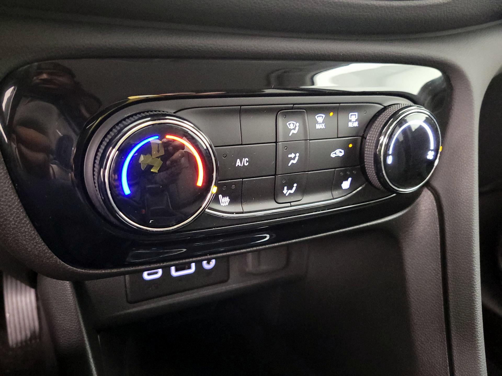 Thumbnail: 2023 Buick Encore GX - 16