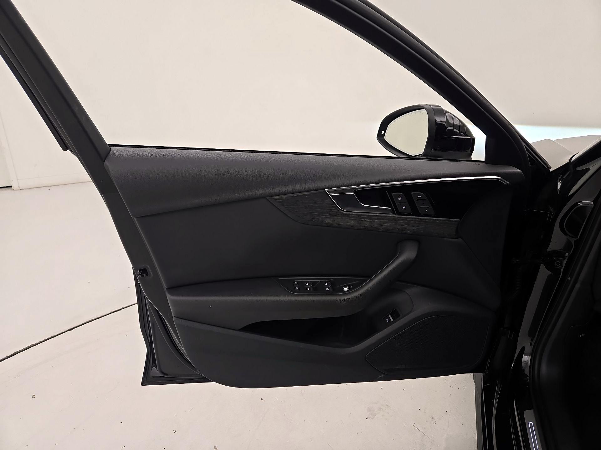 Thumbnail: 2023 Audi A4 - 12