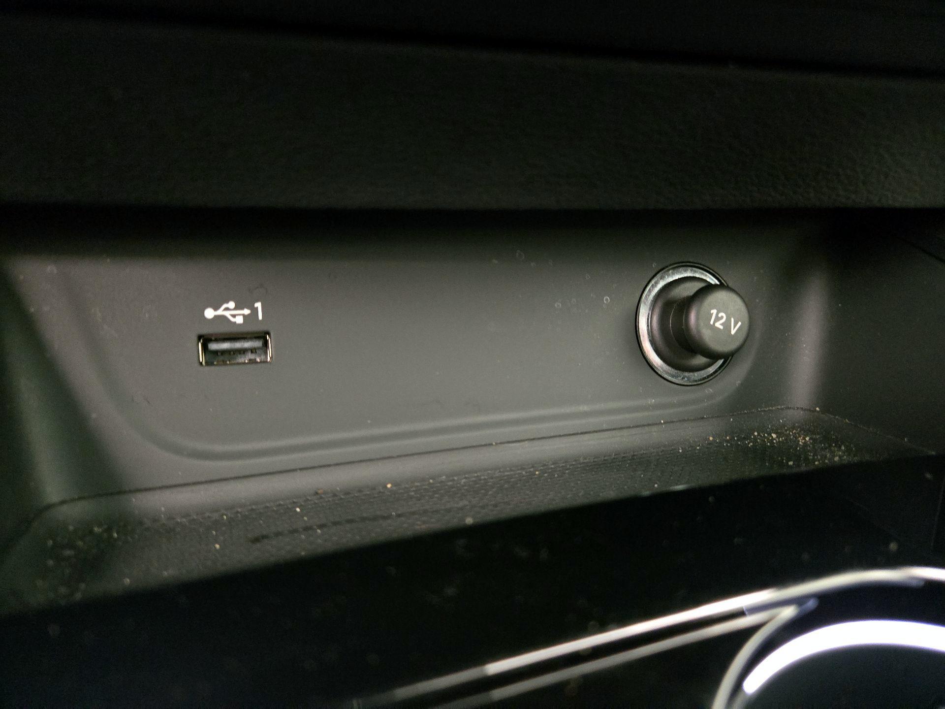 Thumbnail: 2023 Audi A4 - 18