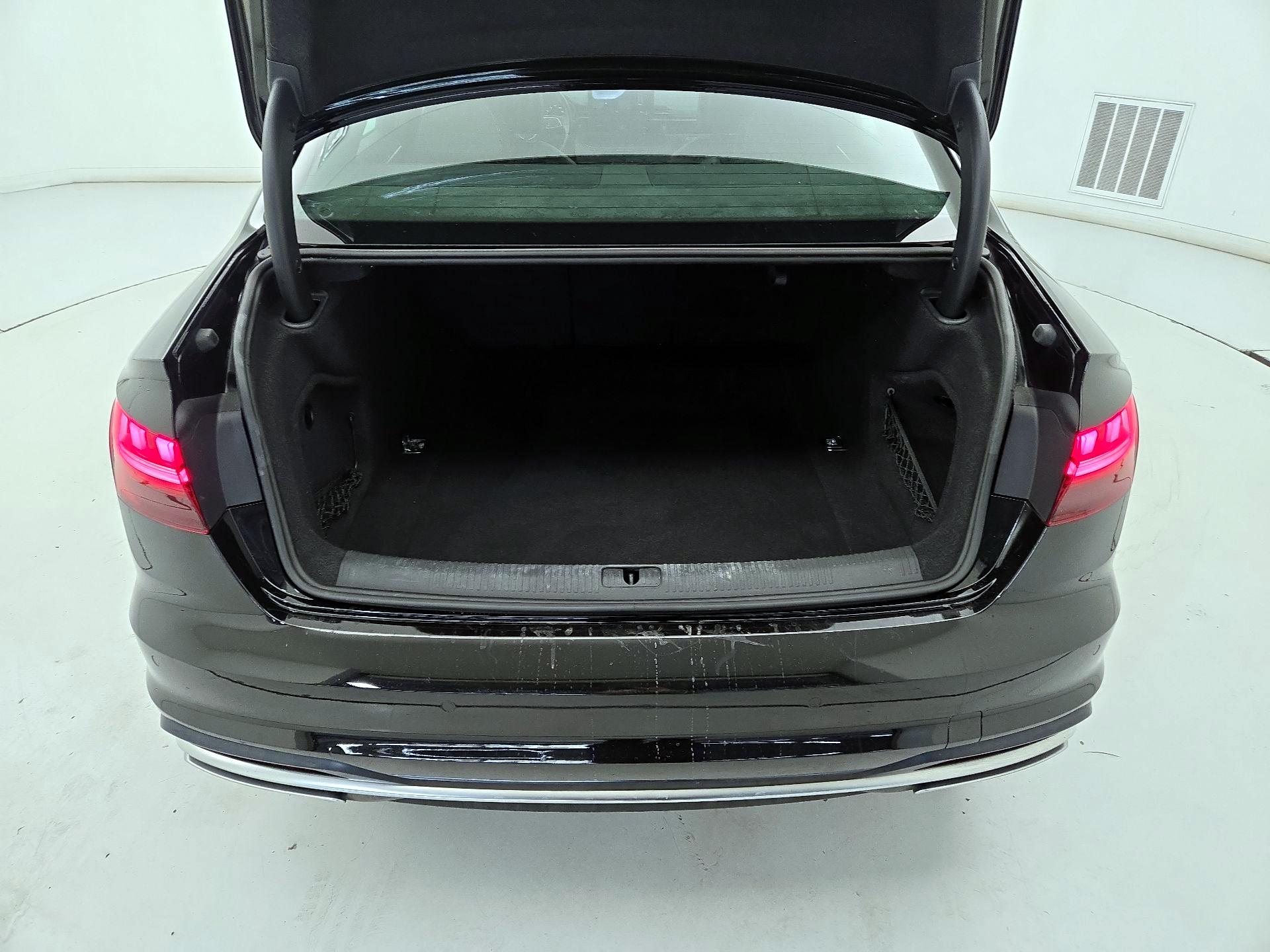 Thumbnail: 2023 Audi A4 - 20