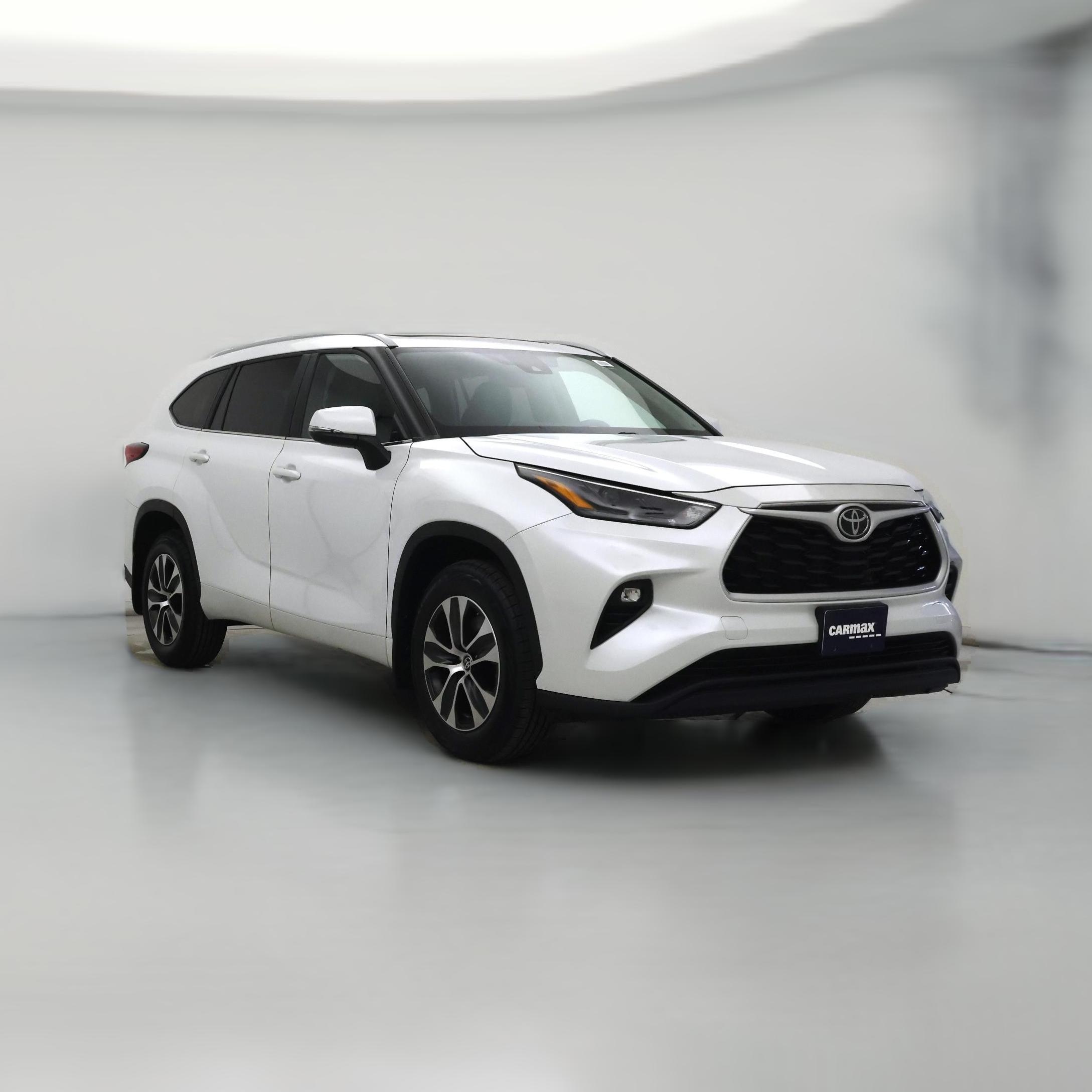 Thumbnail: 2023 Toyota Highlander - 1