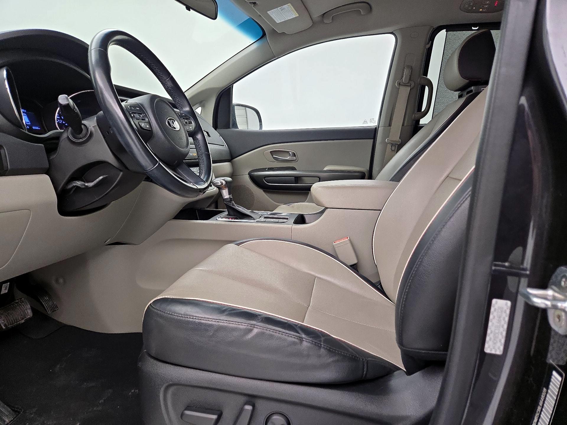 Thumbnail: 2020 Kia Sedona - 11