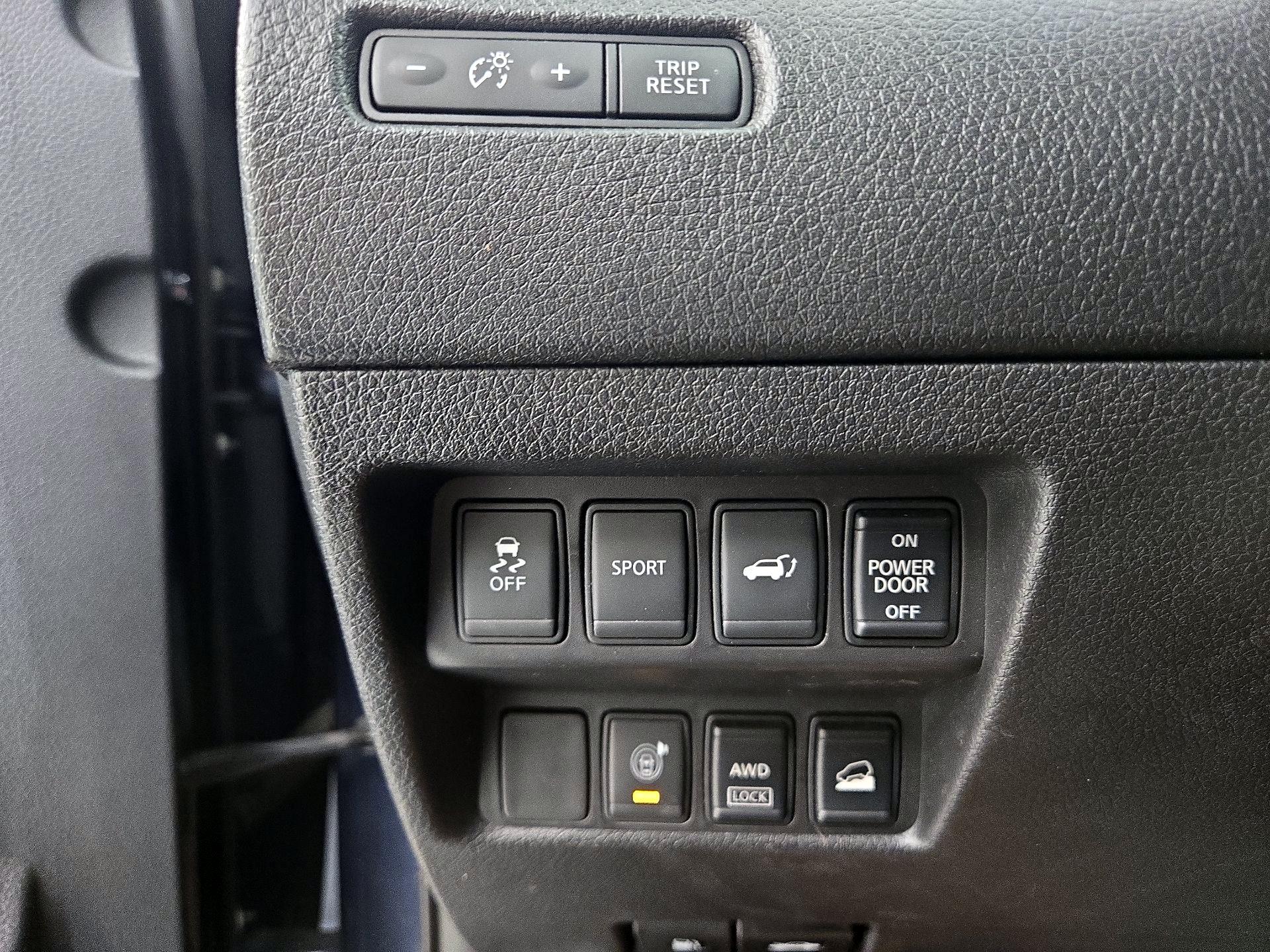 Thumbnail: 2014 Nissan Rogue - 13