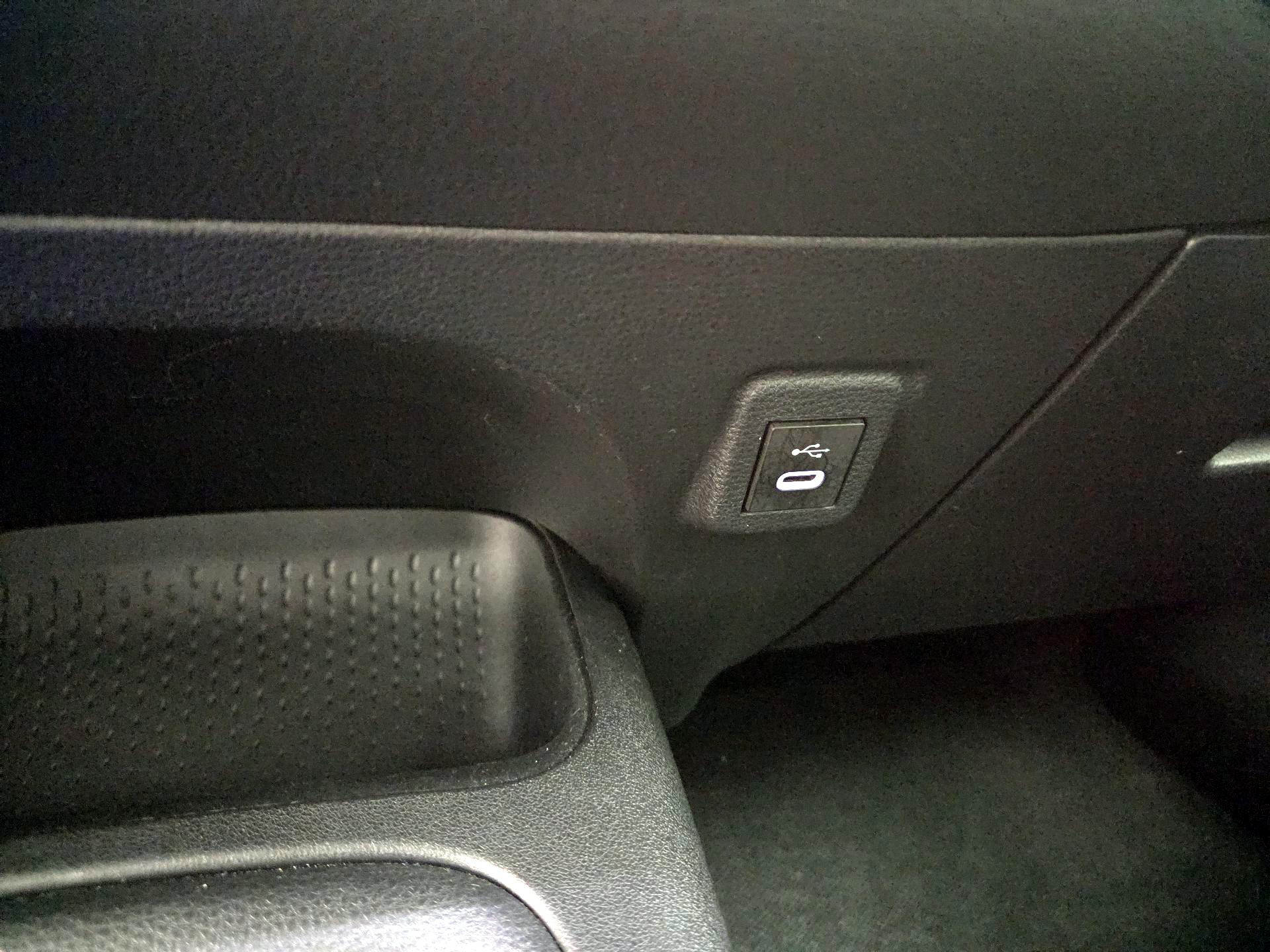 Thumbnail: 2024 Toyota Corolla - 18