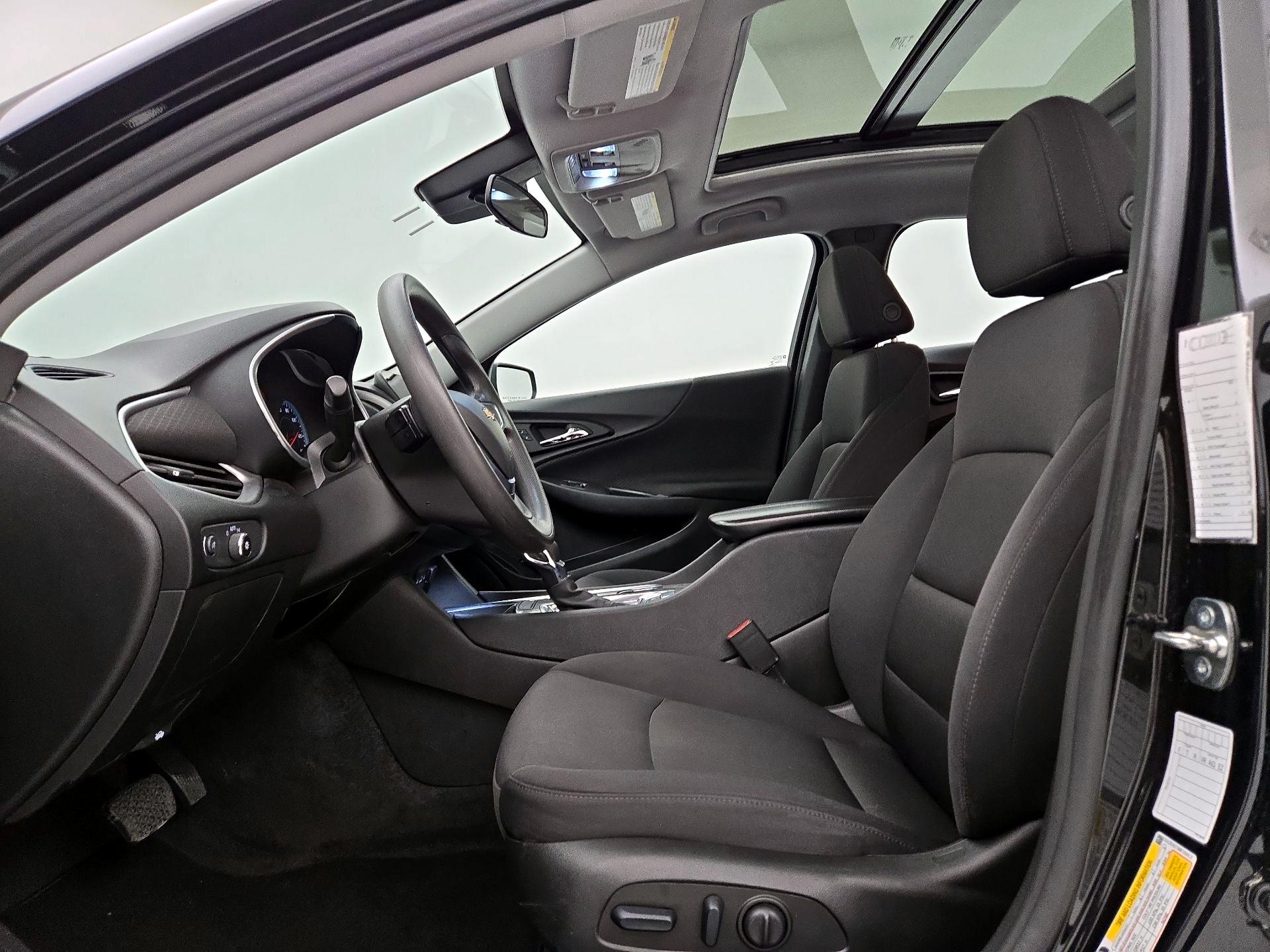 Thumbnail: 2024 Chevrolet Malibu - 11