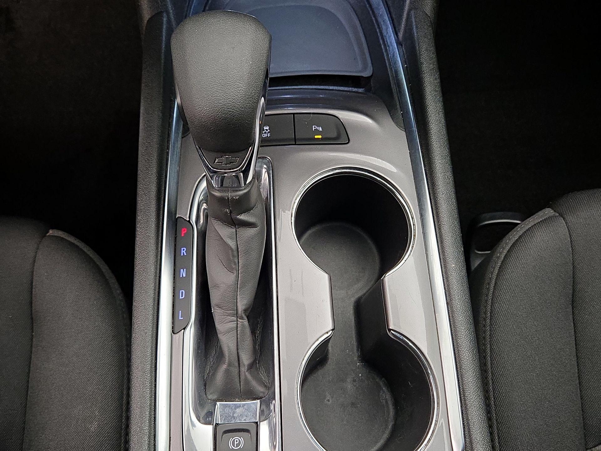 Thumbnail: 2024 Chevrolet Malibu - 16