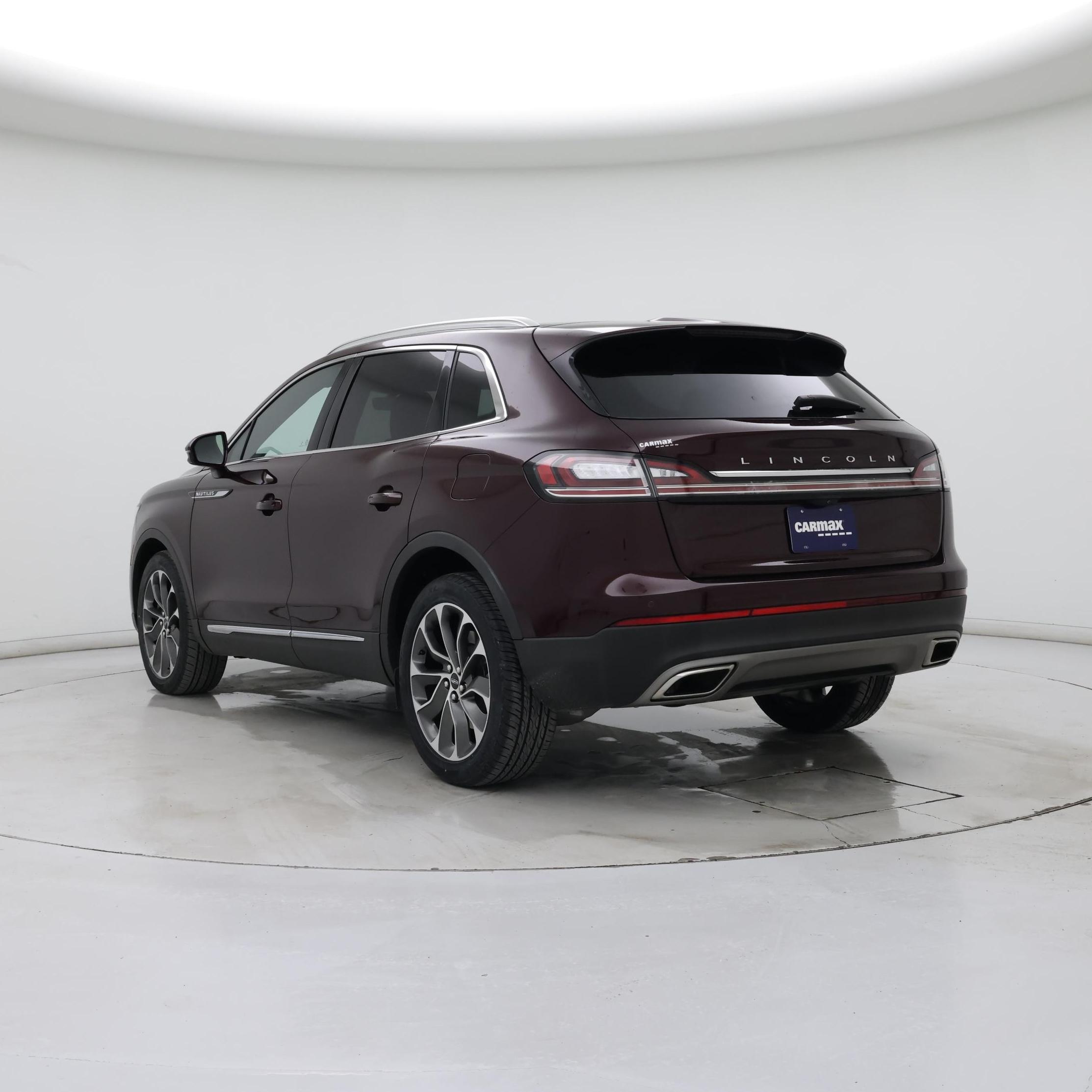 Thumbnail: 2022 Lincoln Nautilus - 2