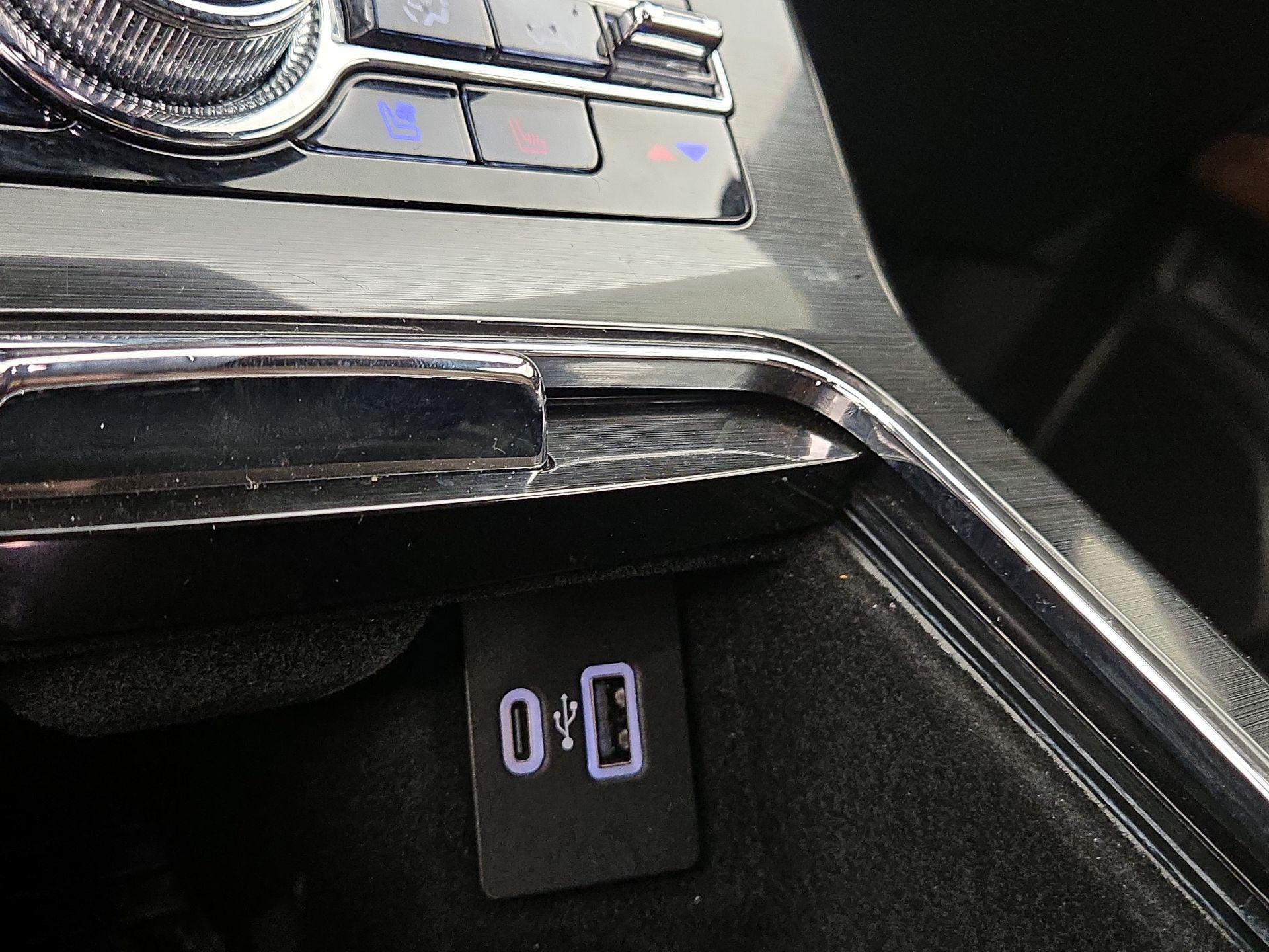 Thumbnail: 2022 Lincoln Nautilus - 19