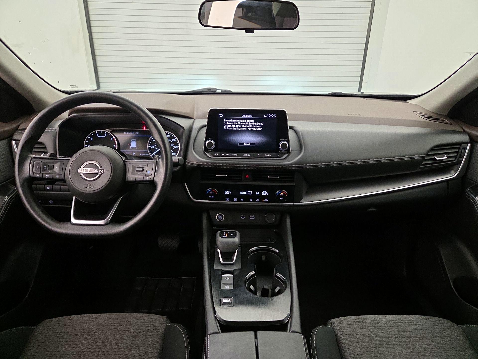 Thumbnail: 2023 Nissan Rogue - 9