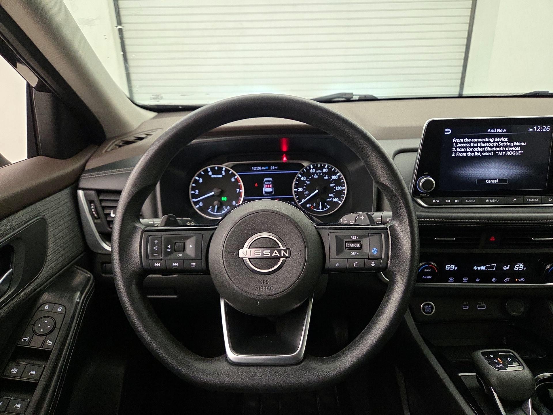 Thumbnail: 2023 Nissan Rogue - 10