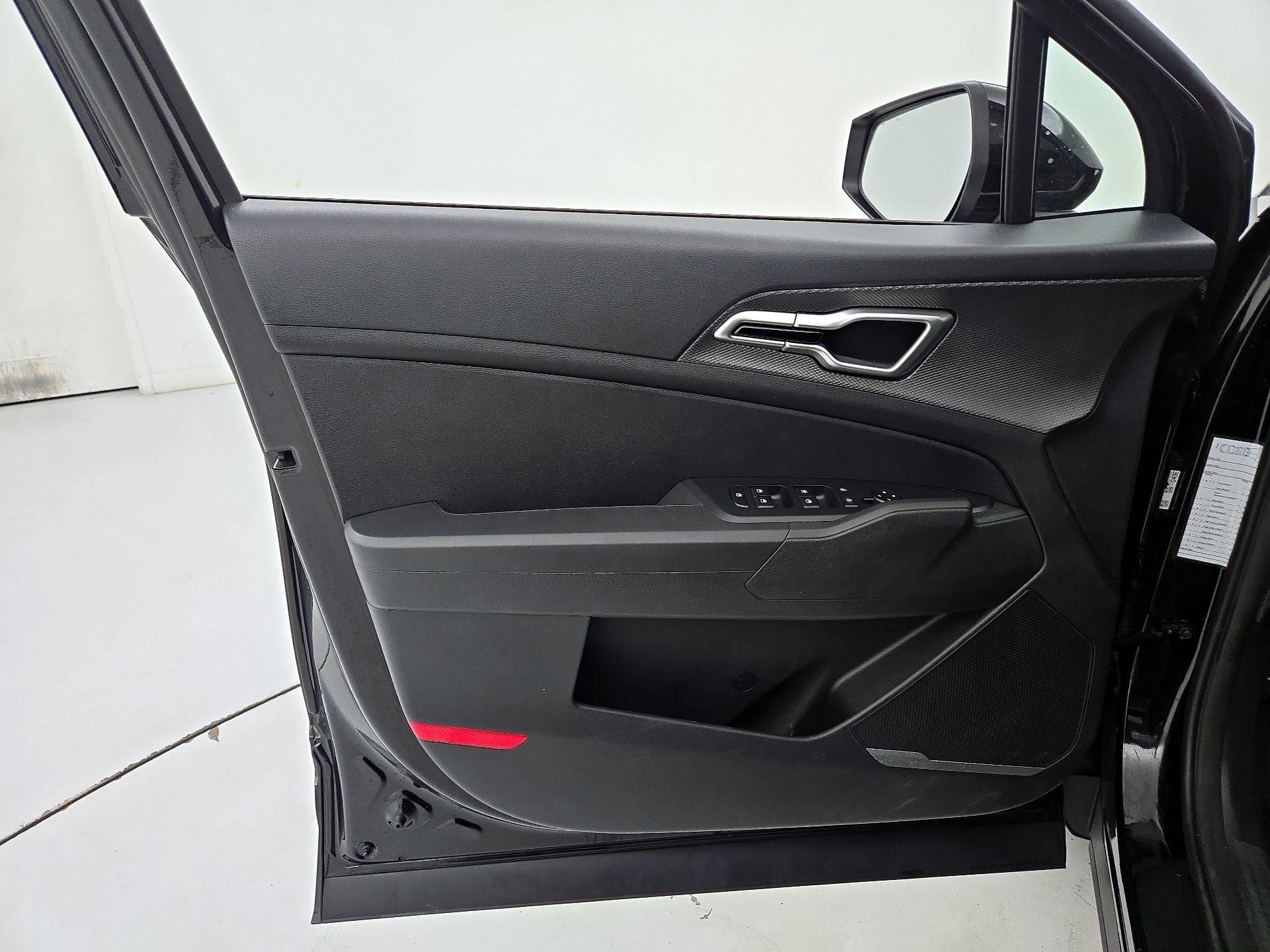 Thumbnail: 2024 Kia Sportage - 12