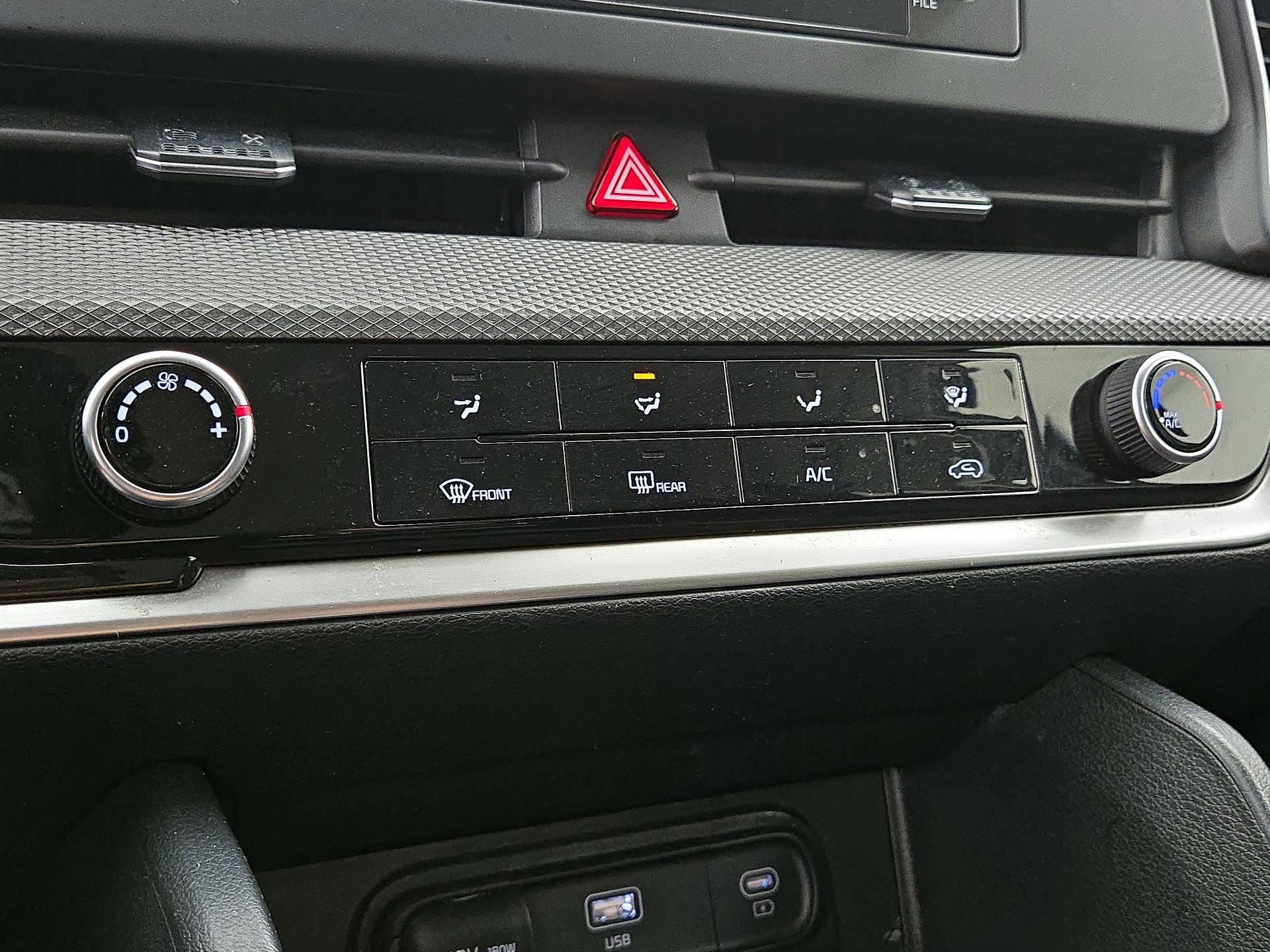 Thumbnail: 2024 Kia Sportage - 16