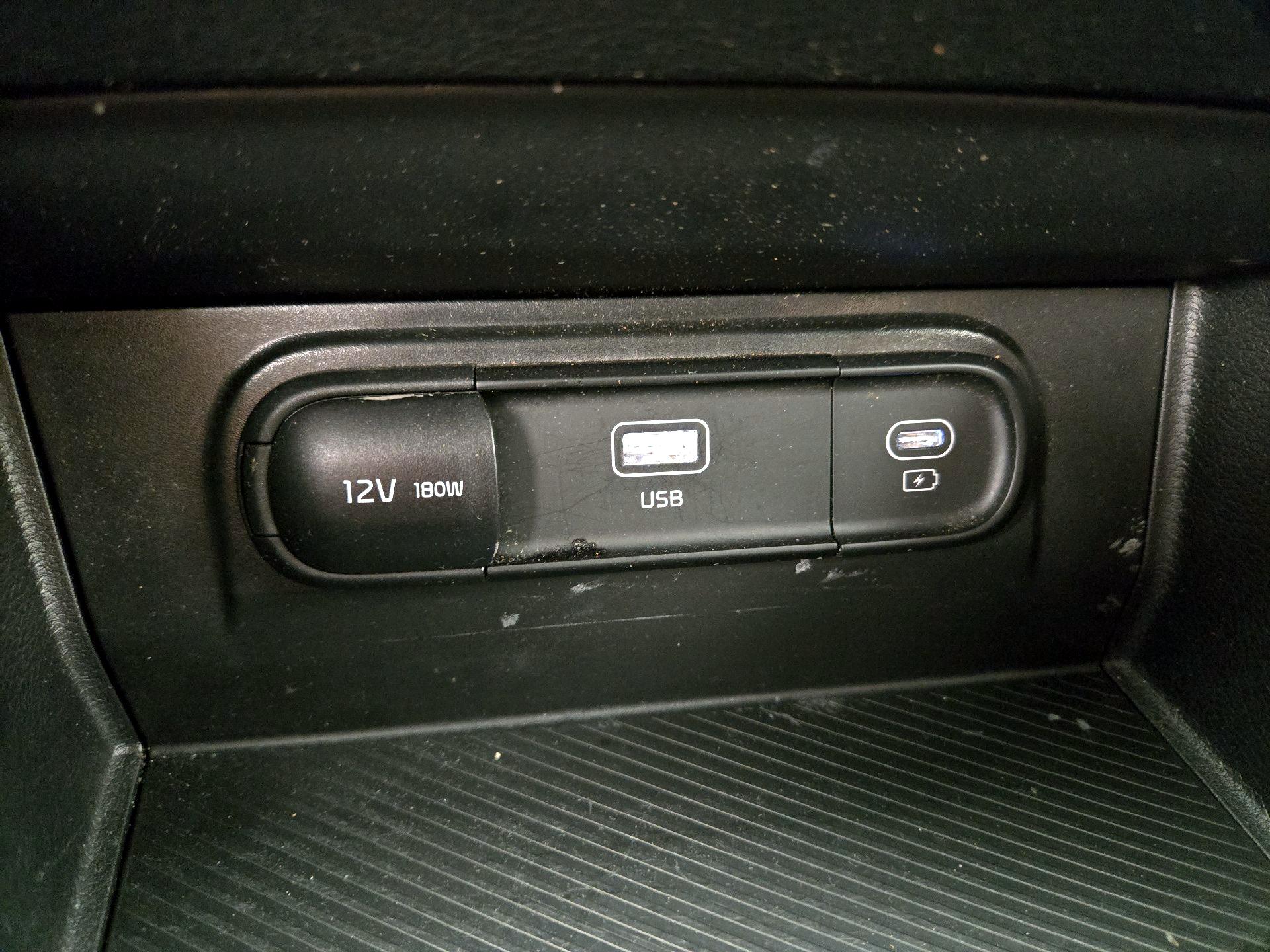 Thumbnail: 2024 Kia Sportage - 18