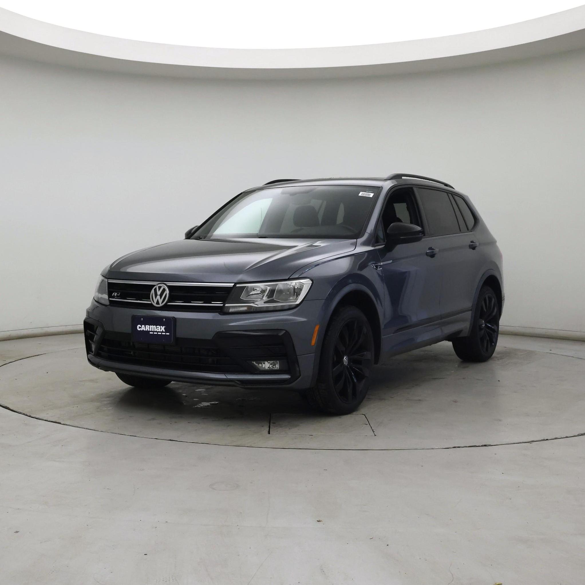 Thumbnail: 2021 Volkswagen Tiguan - 4